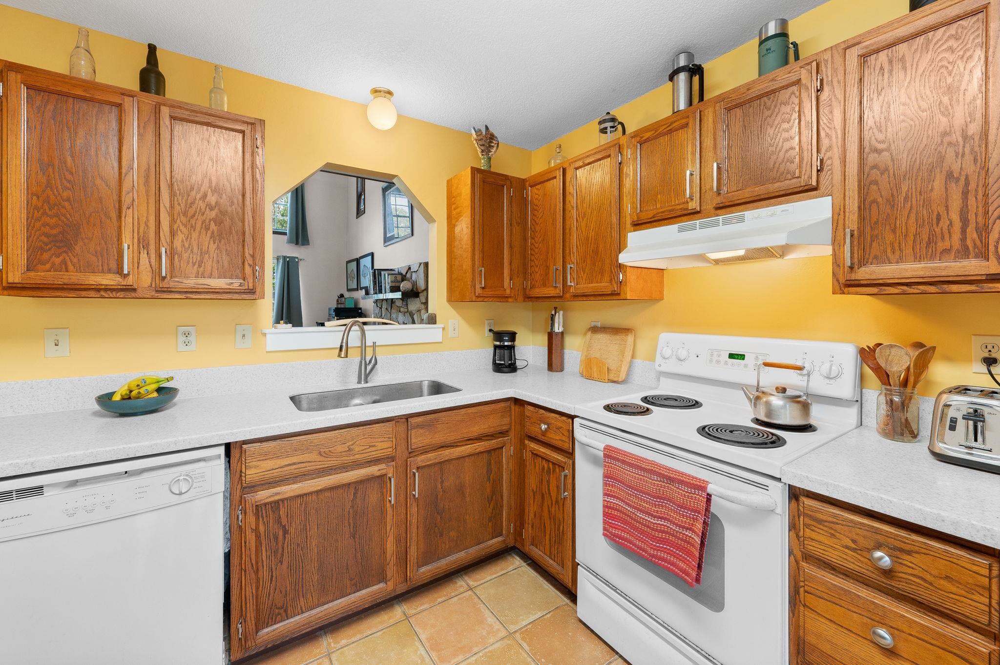 Image 10 of 42 For 1126 Prince Road