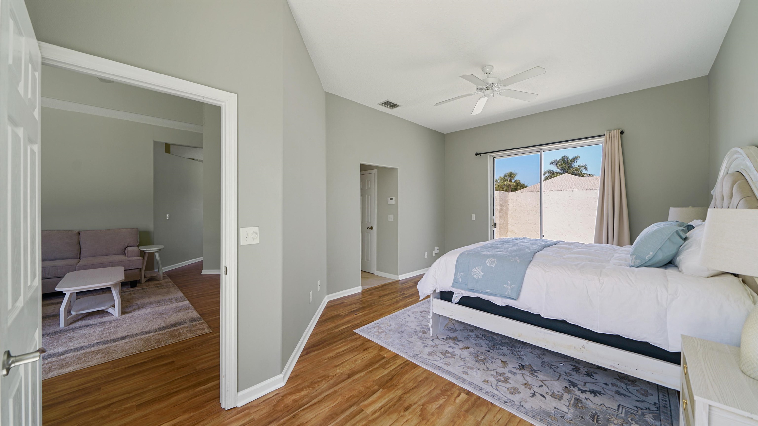 Image 17 of 46 For 165 Cedar Ridge Cir