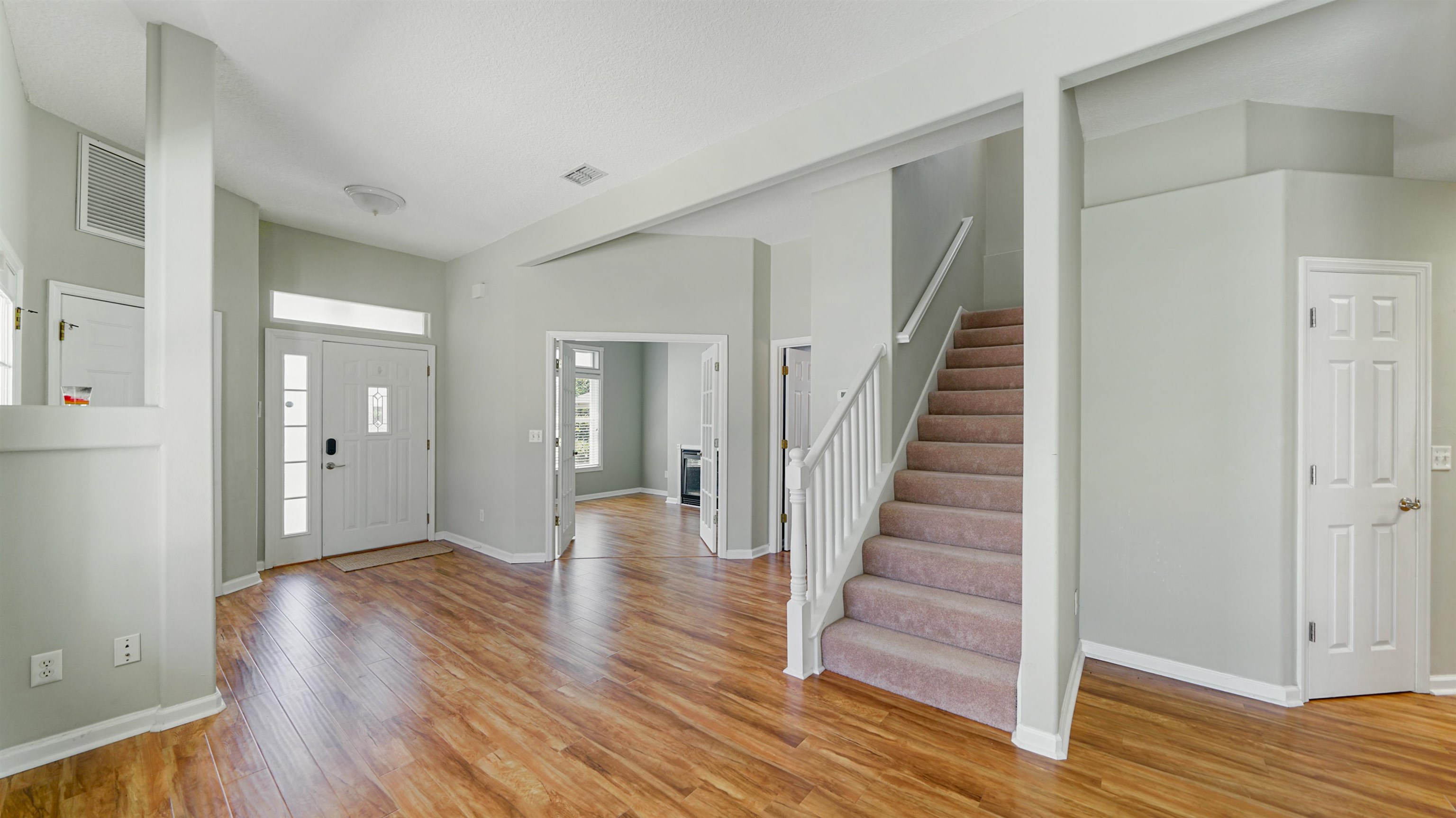 Image 25 of 46 For 165 Cedar Ridge Cir