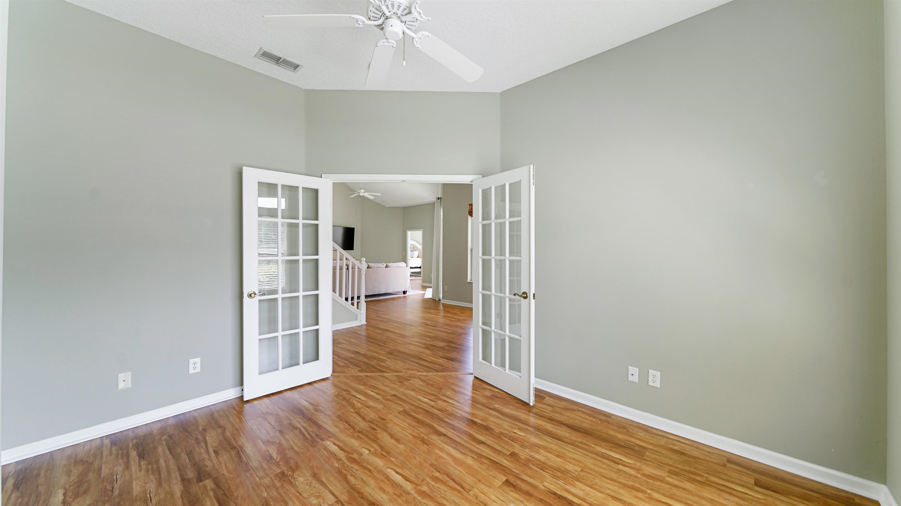 Image 6 of 46 For 165 Cedar Ridge Cir