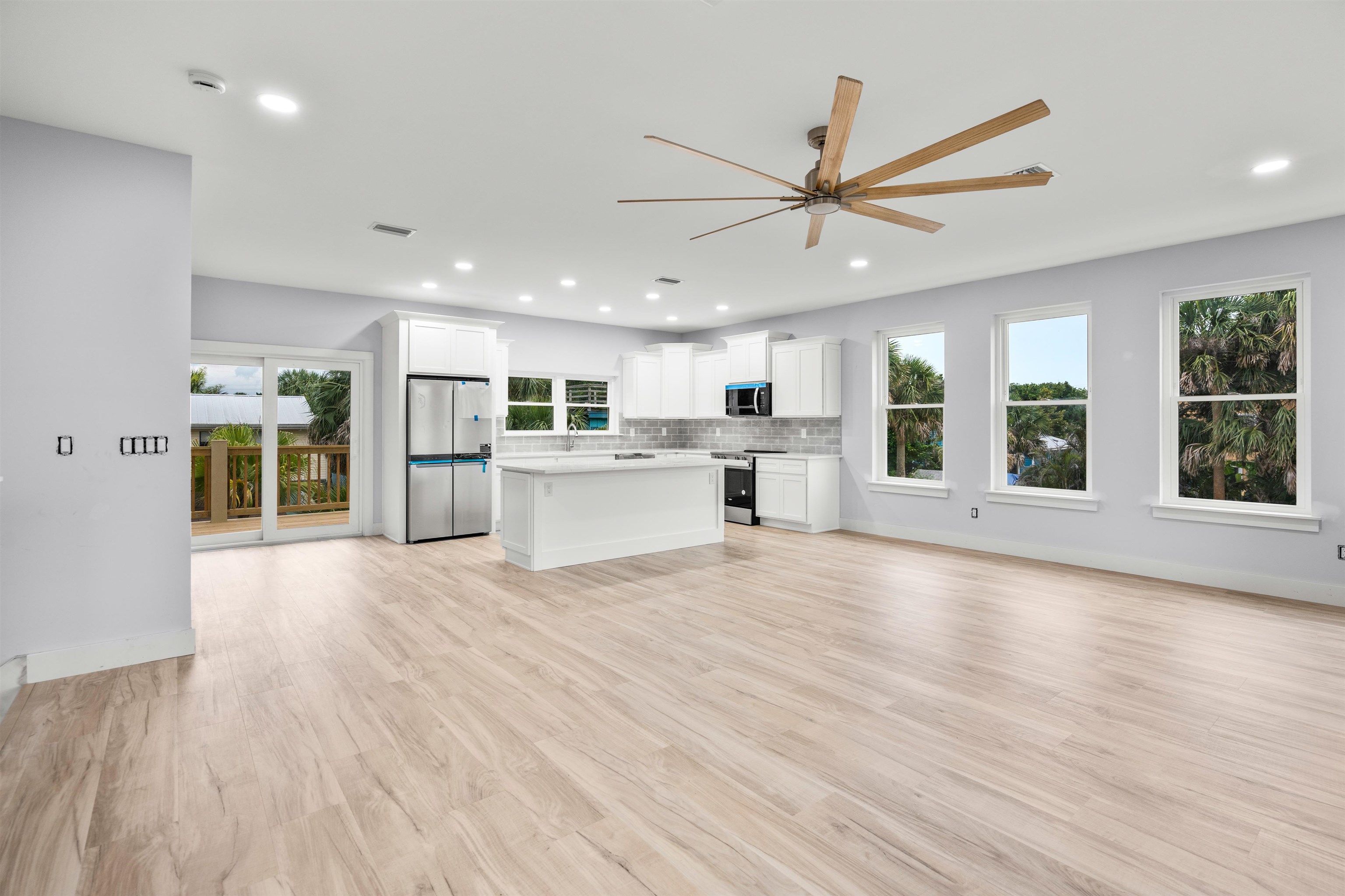 Image 4 of 57 For 137 Ferrol Road