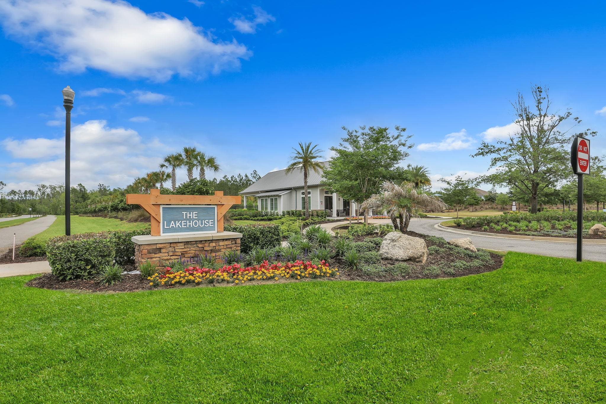 Image 39 of 70 For 384 Freshwater Dr