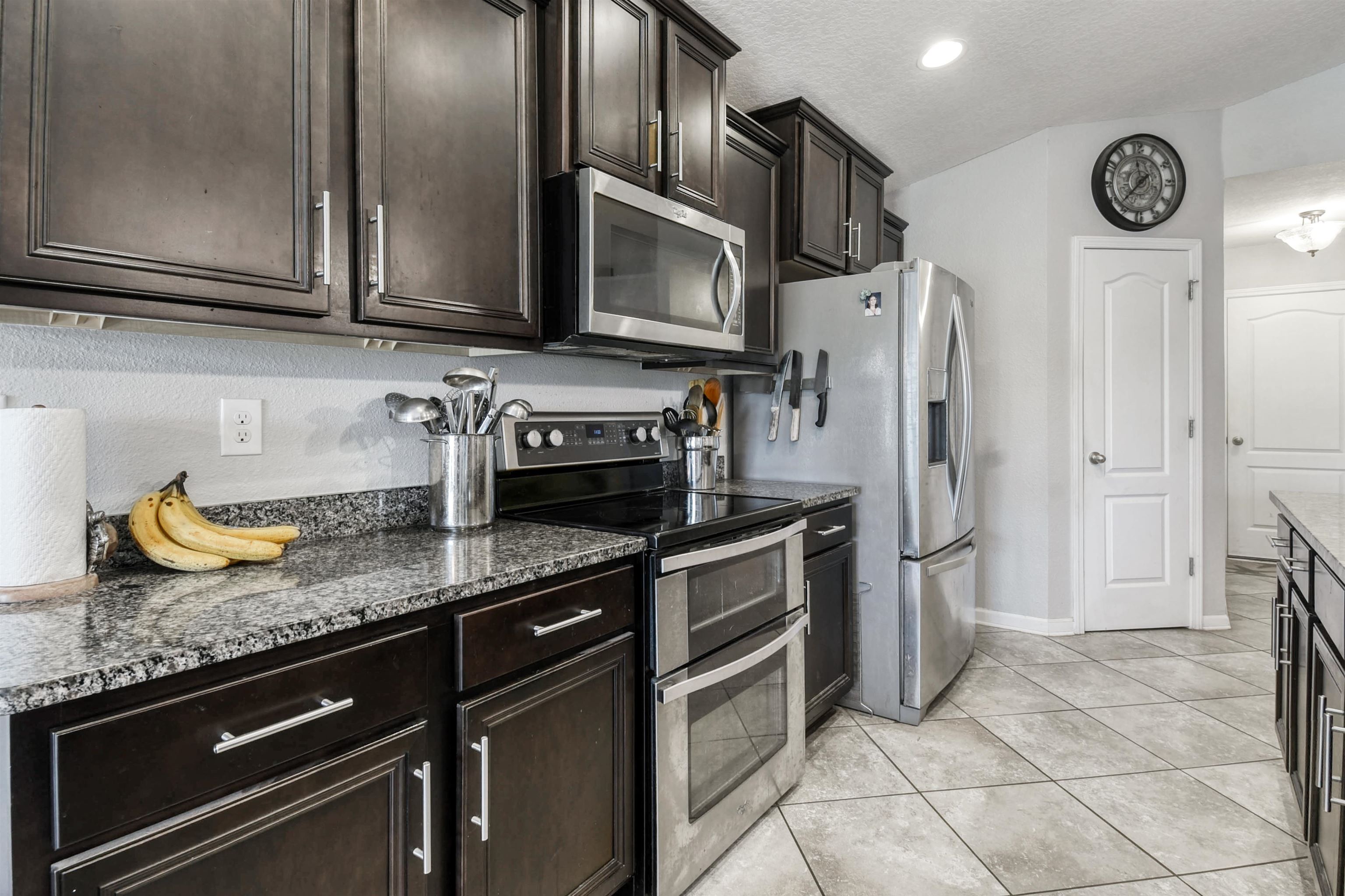 Image 13 of 38 For 75 Codman Dr