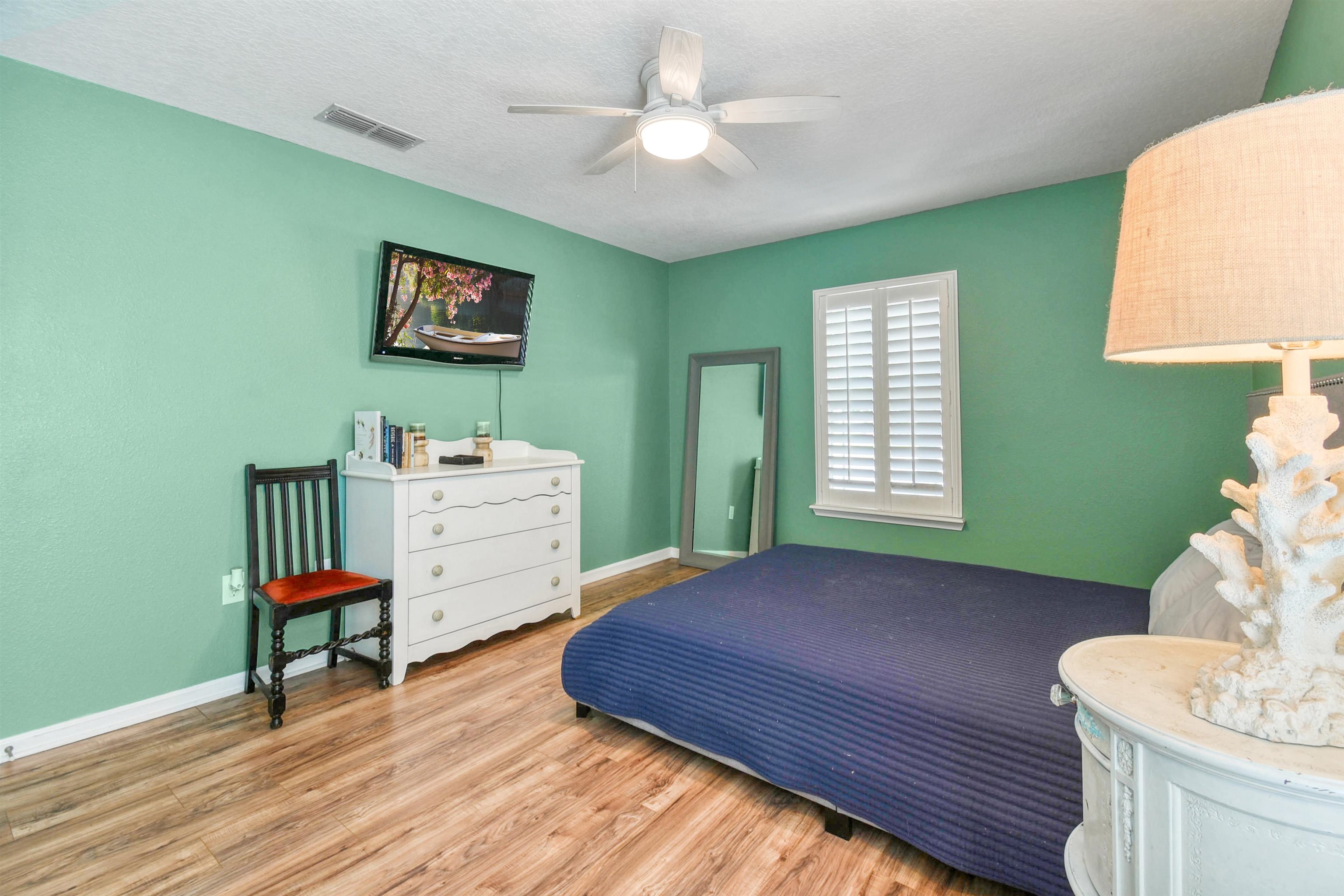 Image 25 of 38 For 75 Codman Dr
