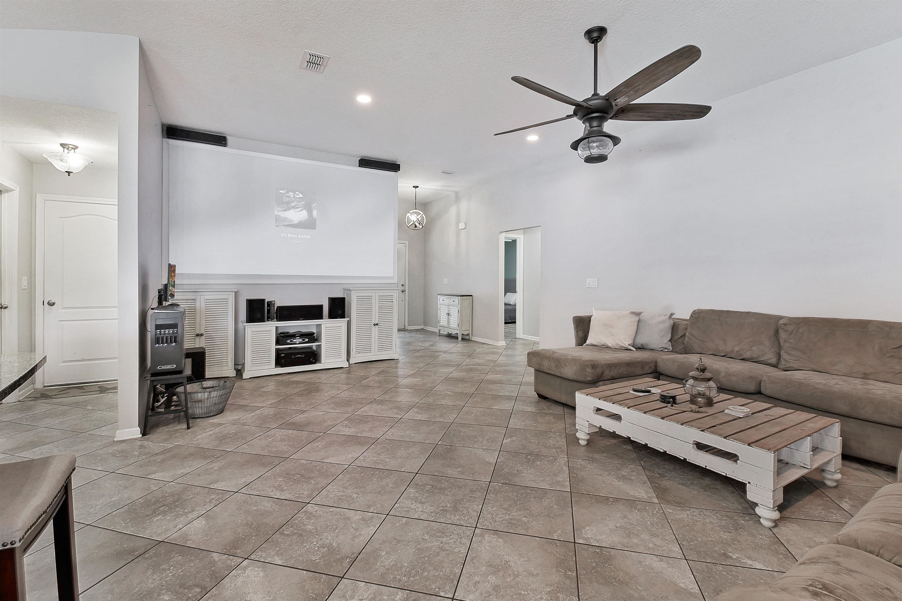 Image 6 of 38 For 75 Codman Dr
