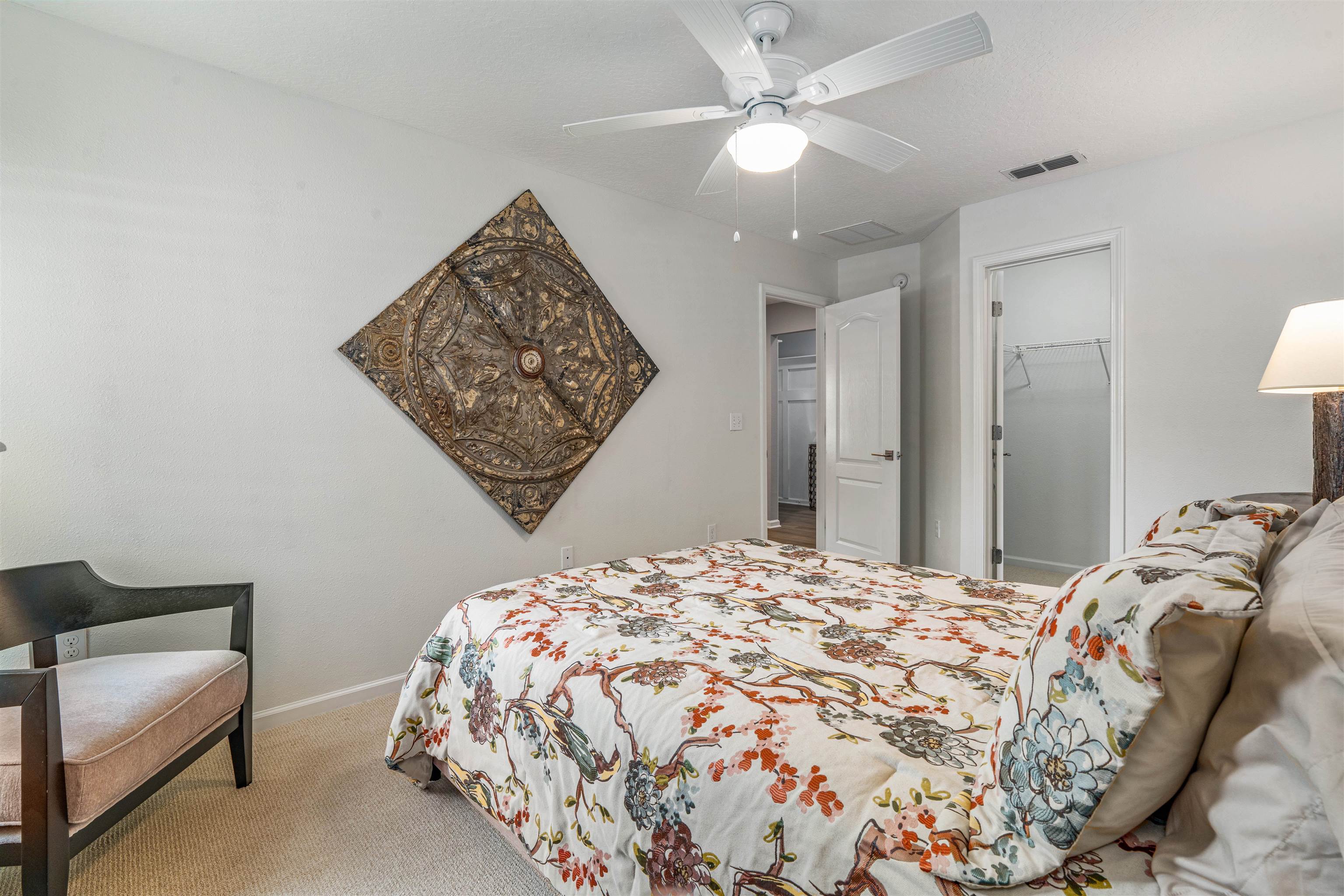 Image 27 of 52 For 271 Roaring Brook Dr