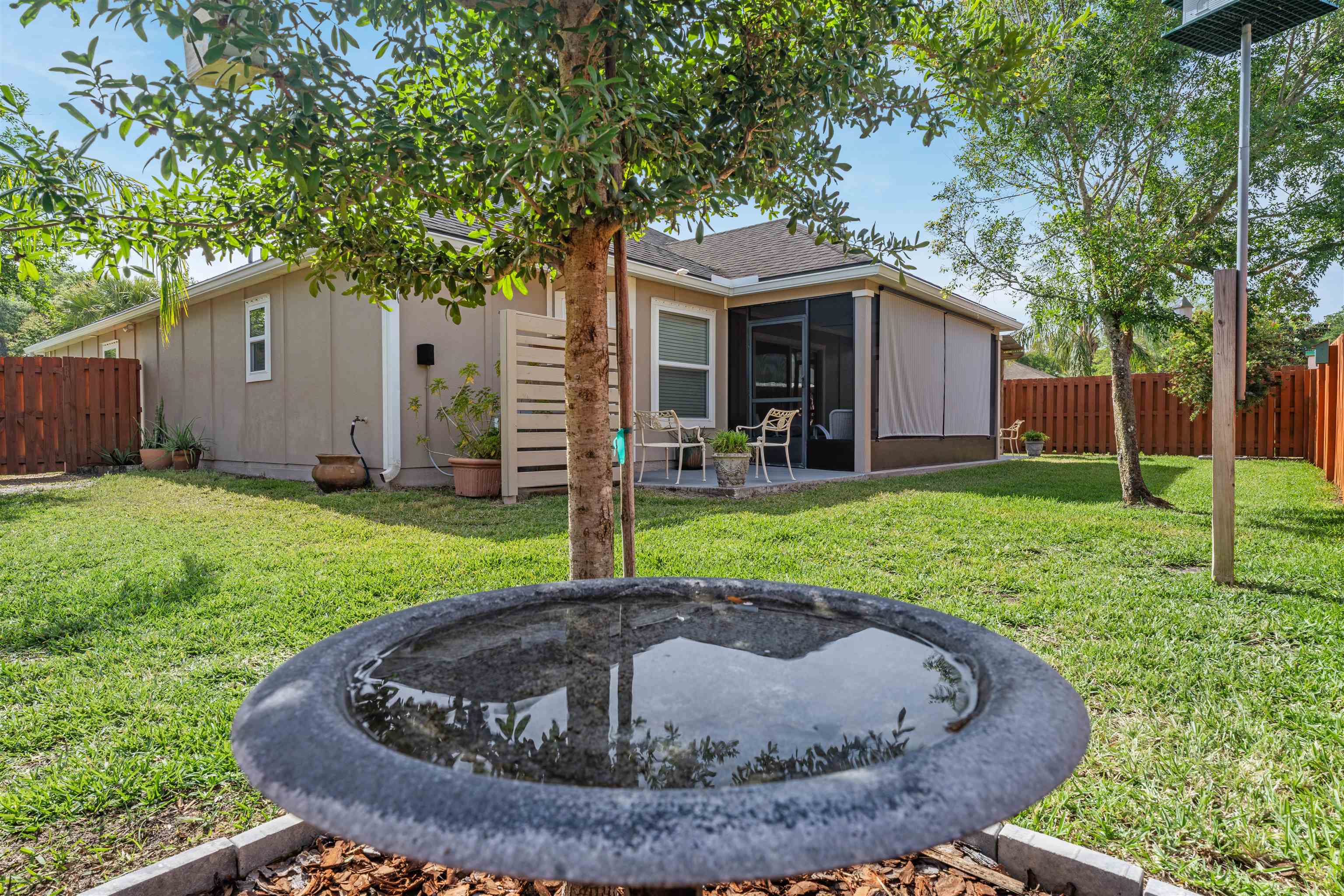 Image 36 of 52 For 271 Roaring Brook Dr