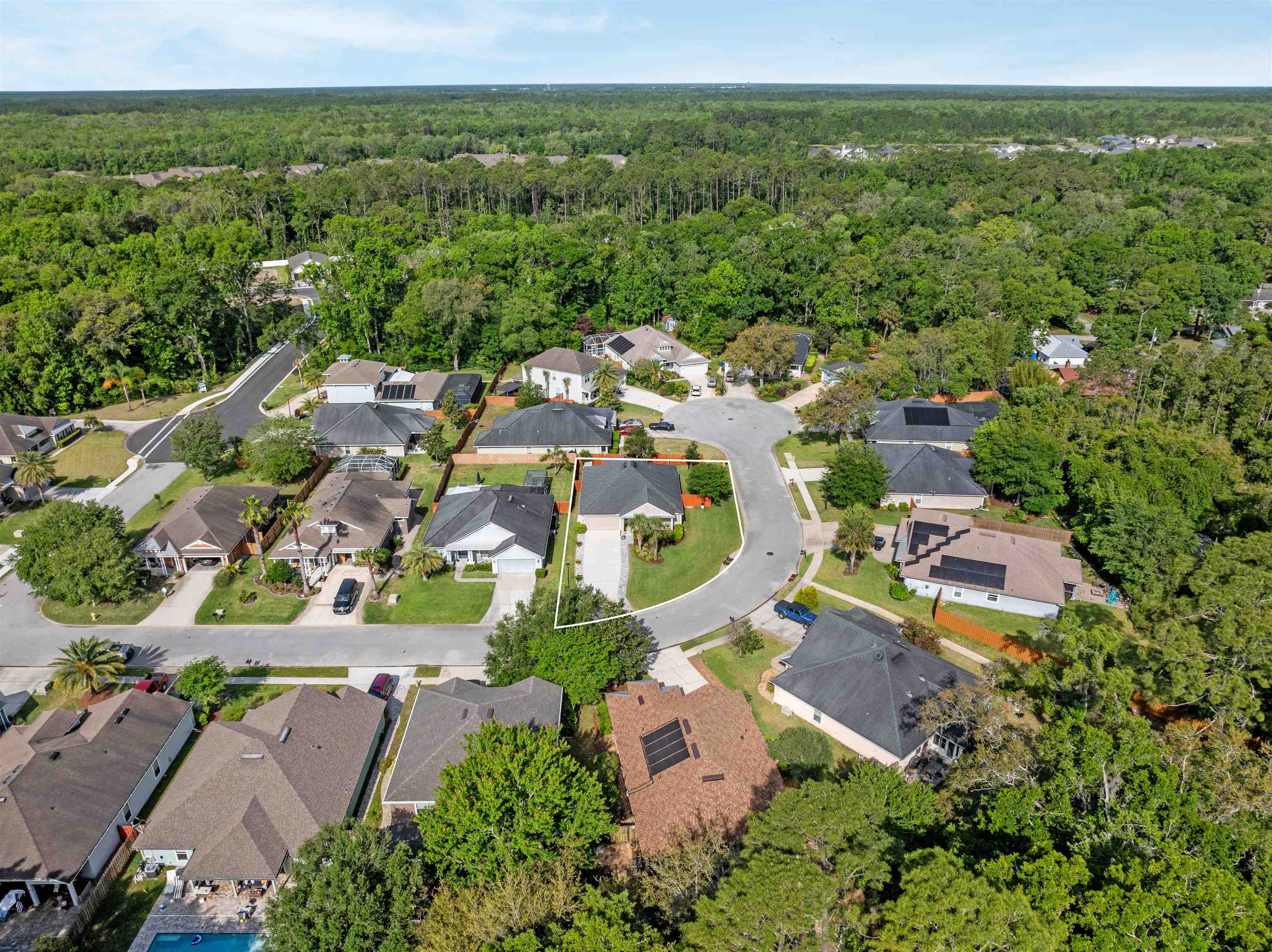 Image 39 of 52 For 271 Roaring Brook Dr