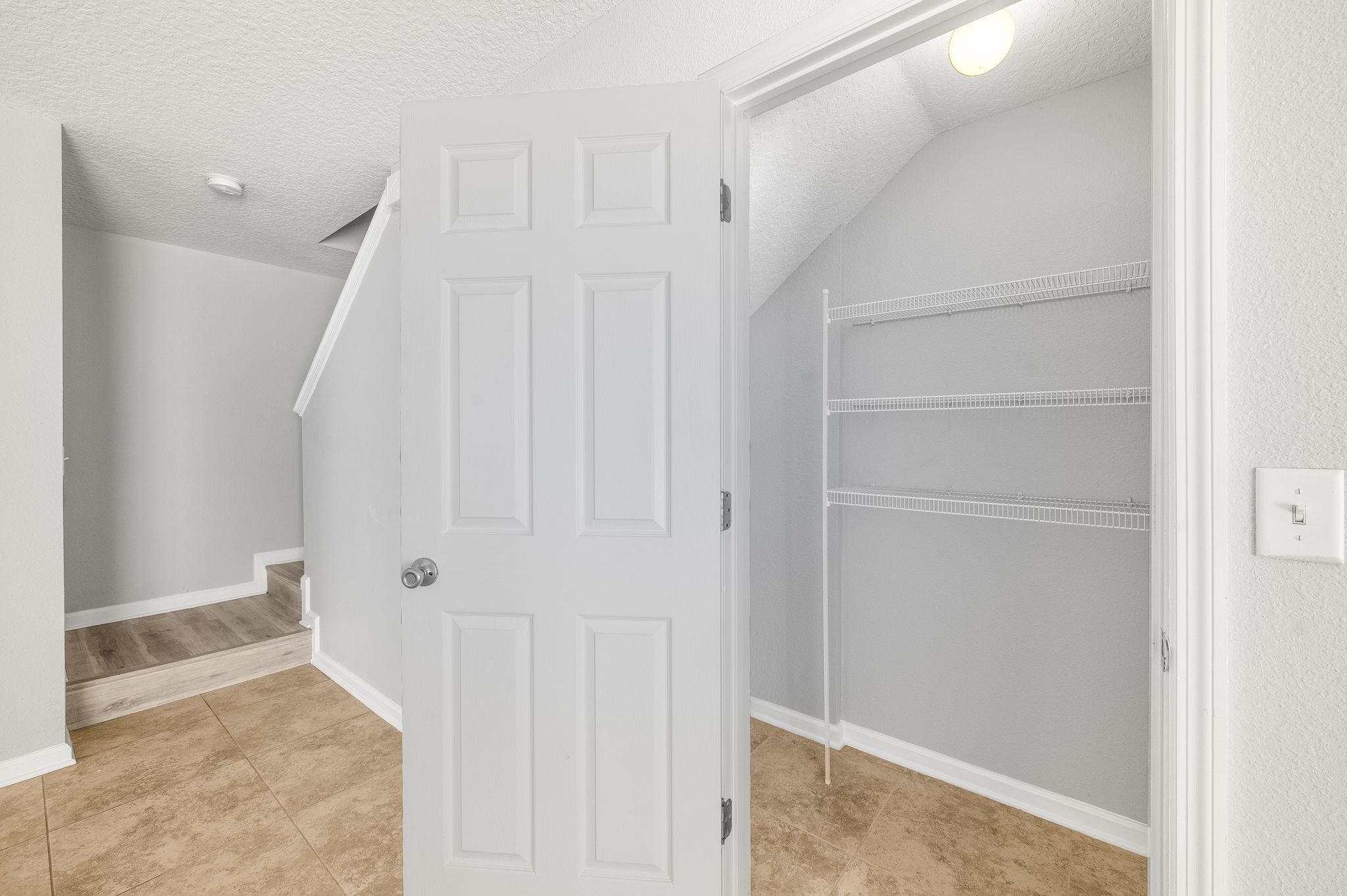 Image 10 of 35 For 113 Islander Dr