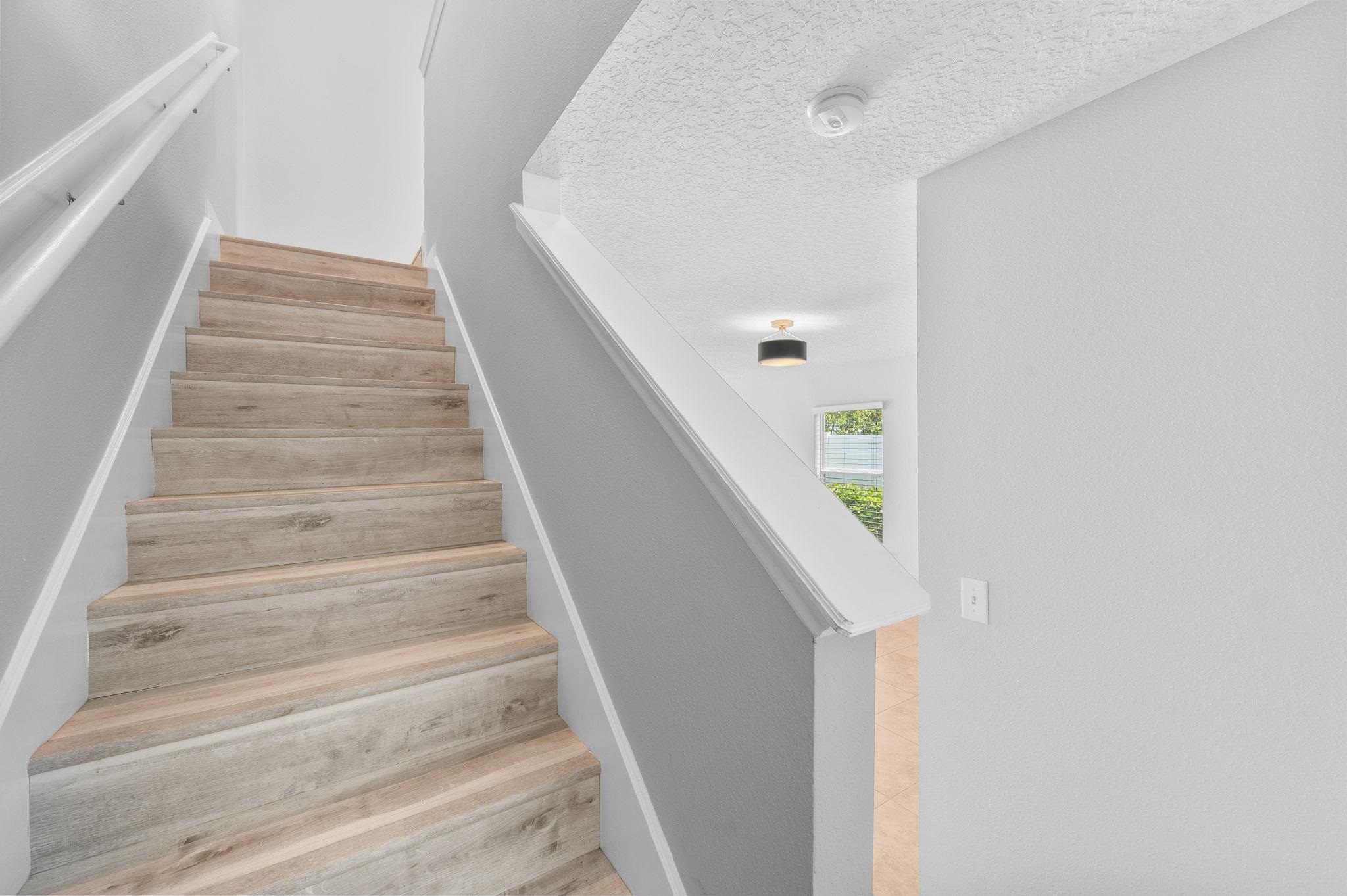 Image 12 of 35 For 113 Islander Dr