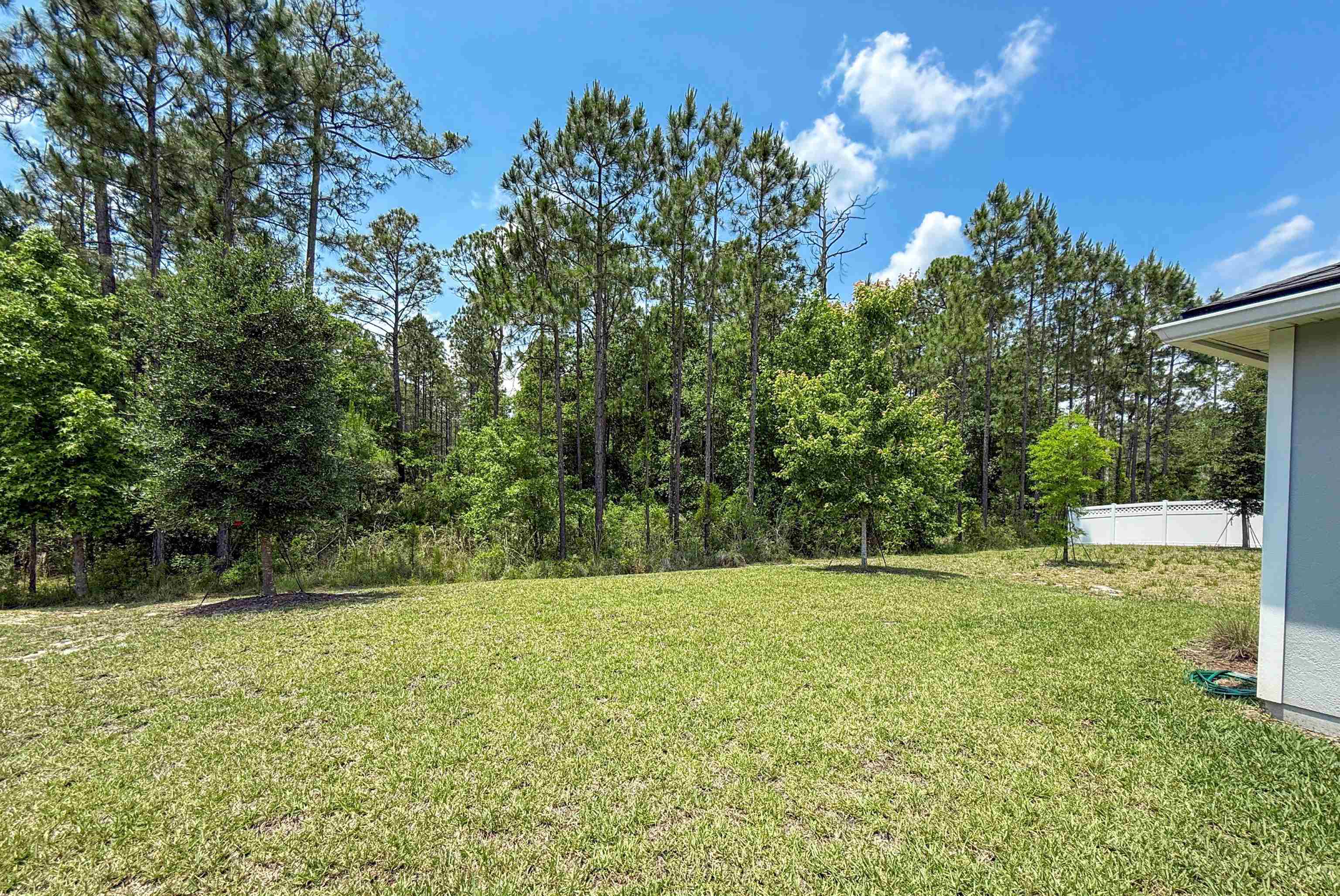 Image 16 of 22 For 64 Birdfield Ct.