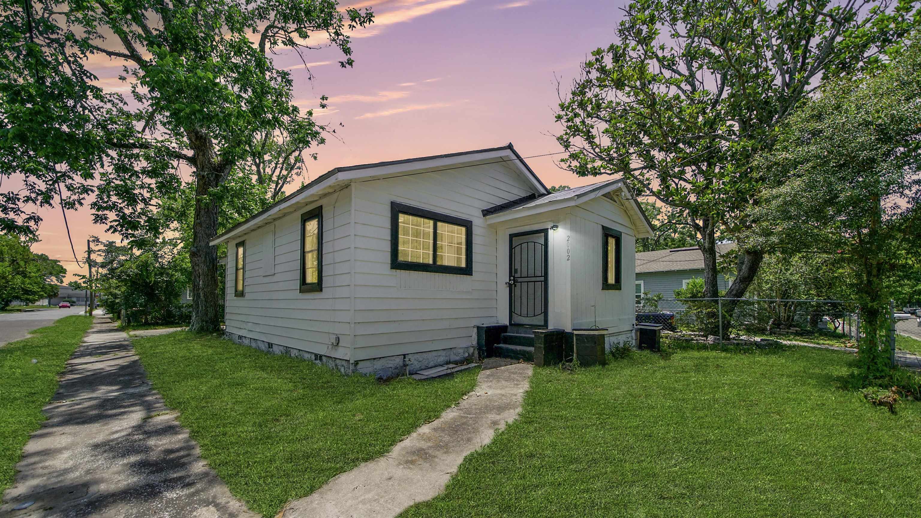 Details for 2002 Baldwin St, Jacksonville, FL 32209