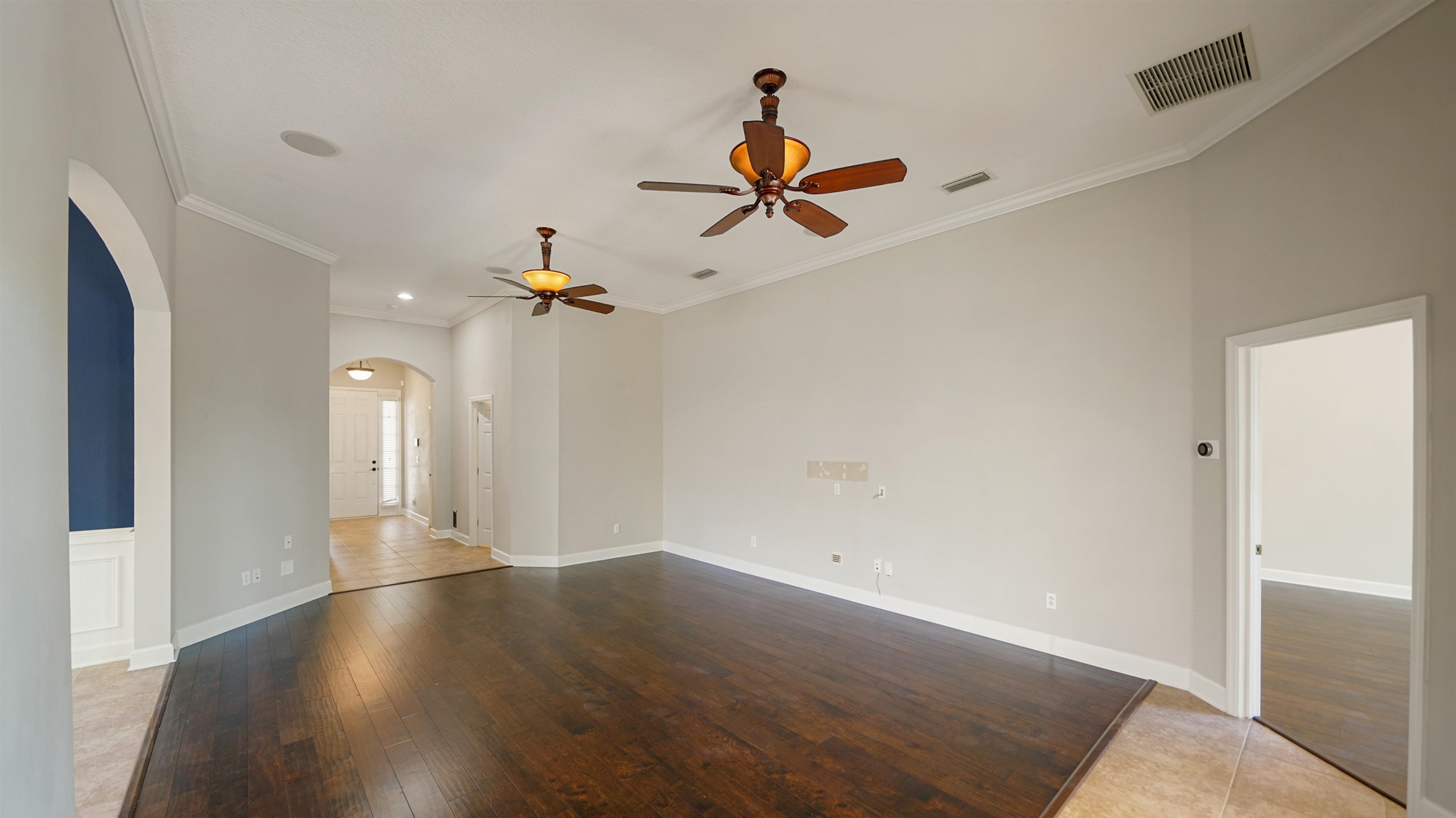 Image 10 of 43 For 1804 Ferncreek Dr