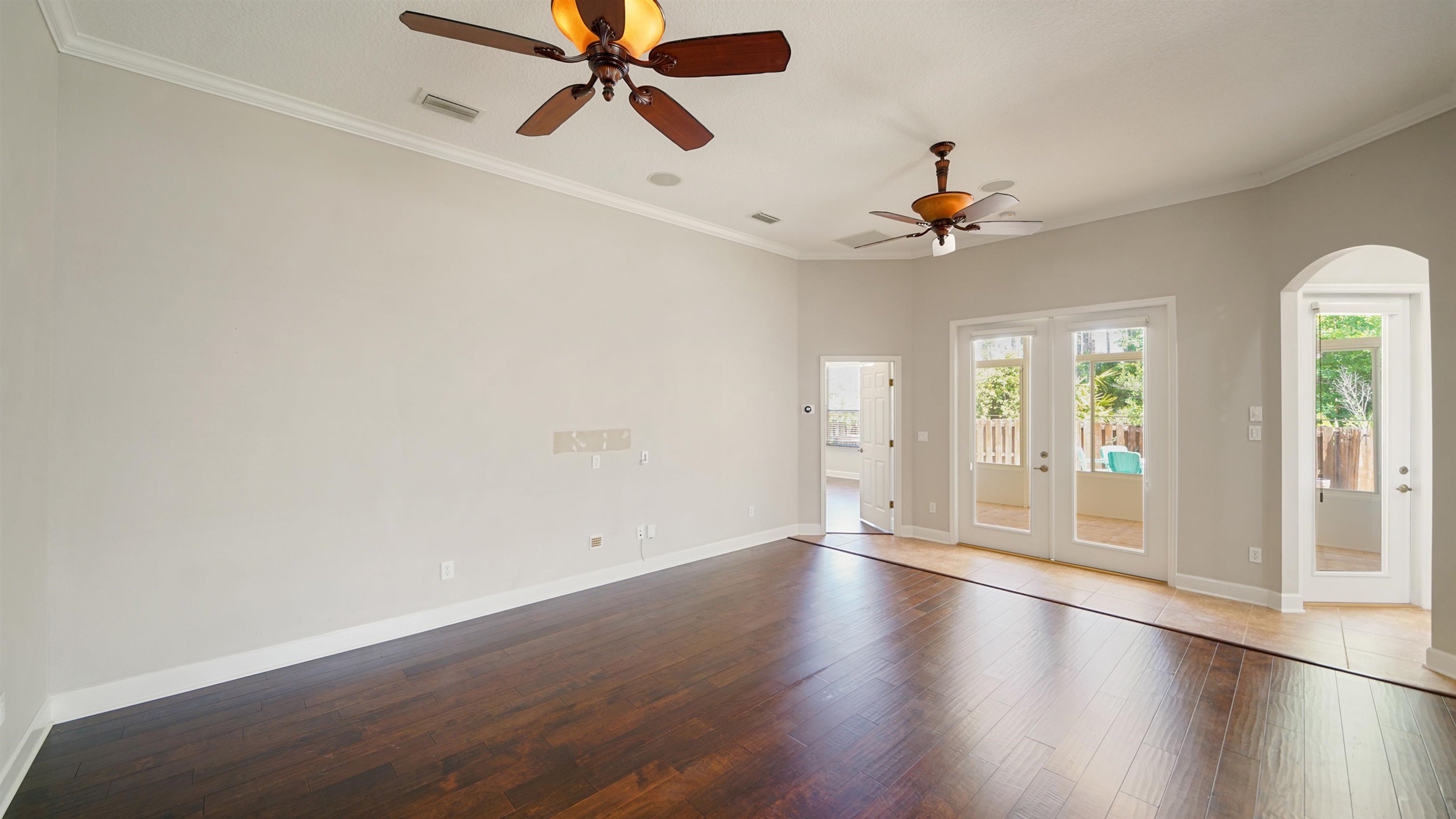 Image 11 of 43 For 1804 Ferncreek Dr