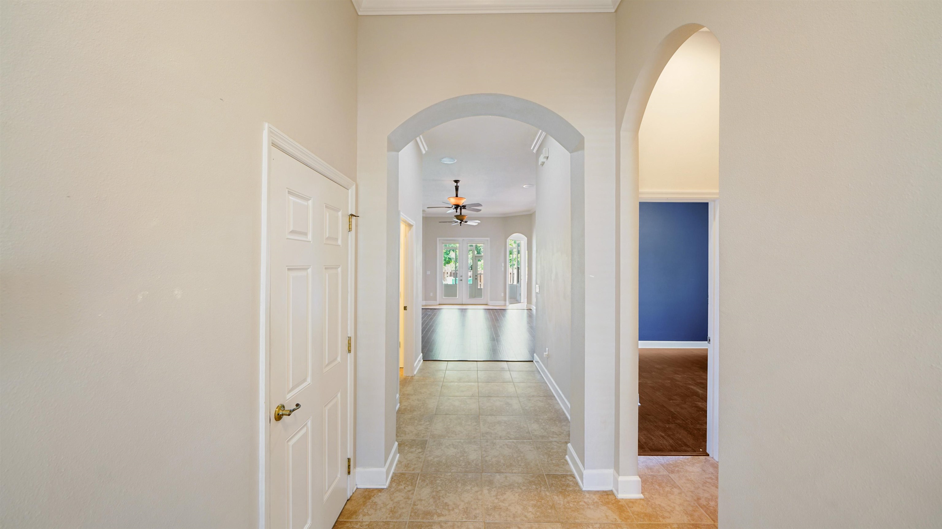 Image 2 of 43 For 1804 Ferncreek Dr