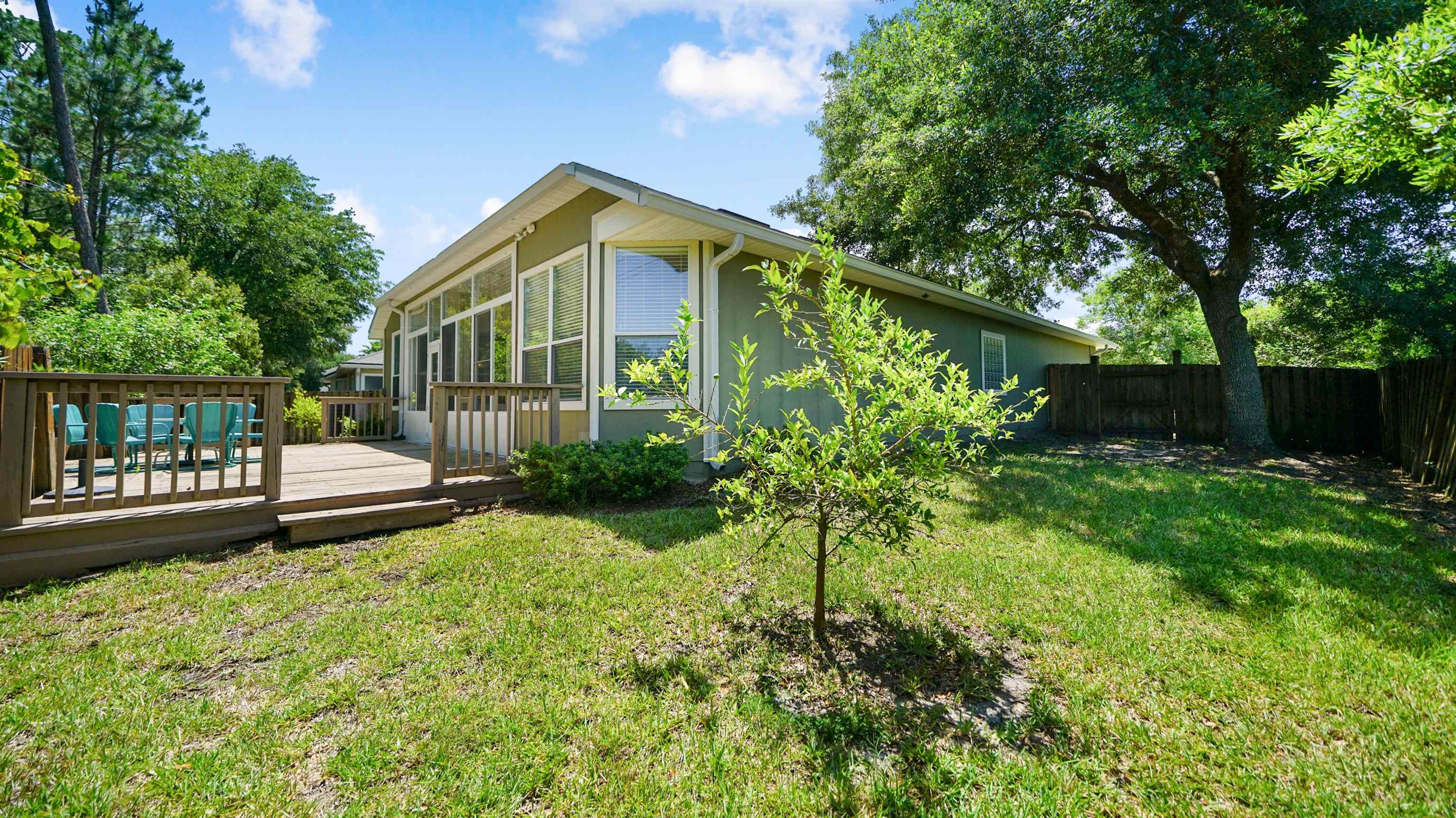 Image 31 of 43 For 1804 Ferncreek Dr