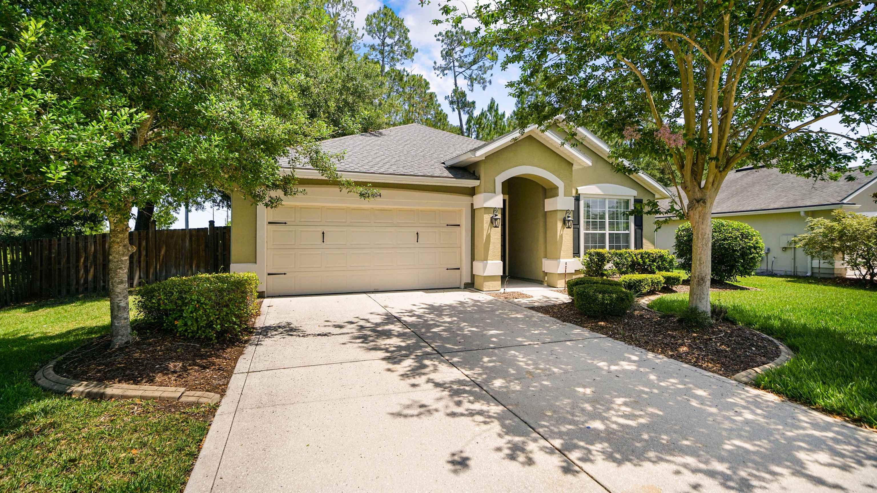 Image 42 of 43 For 1804 Ferncreek Dr
