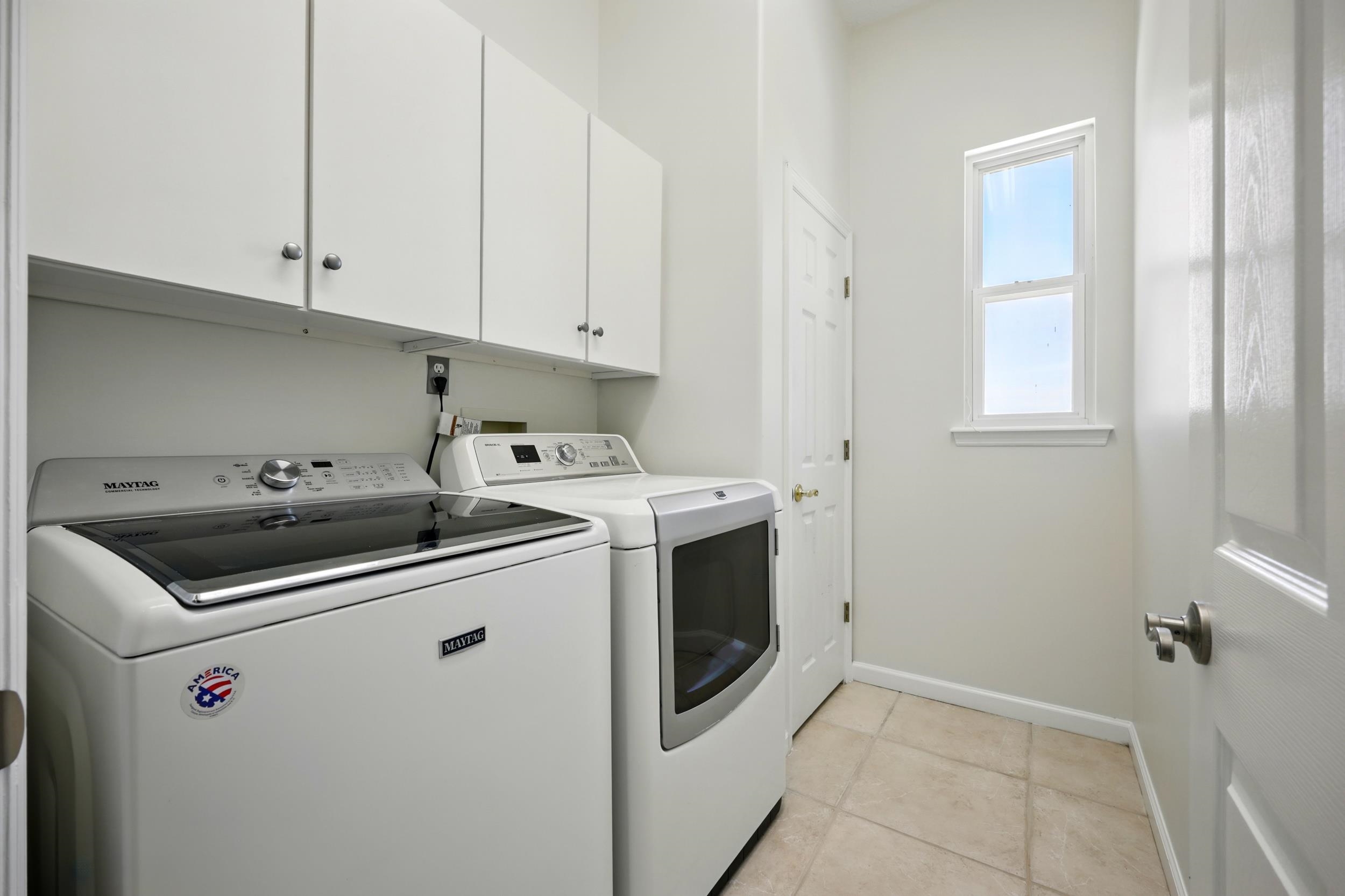 Image 44 of 67 For 500 Seagate Ln