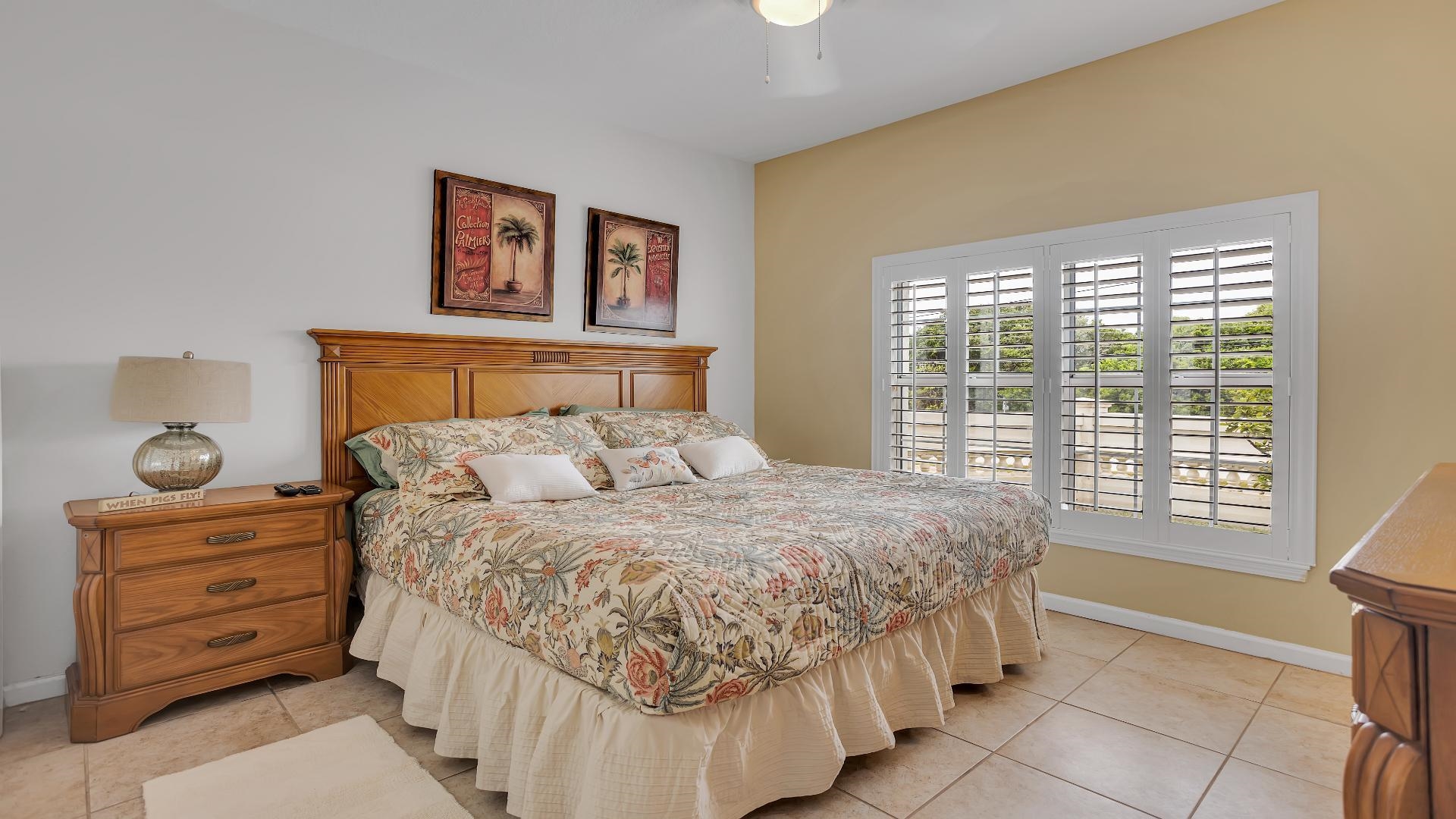 Image 20 of 37 For 264 Gibraltar Court  101