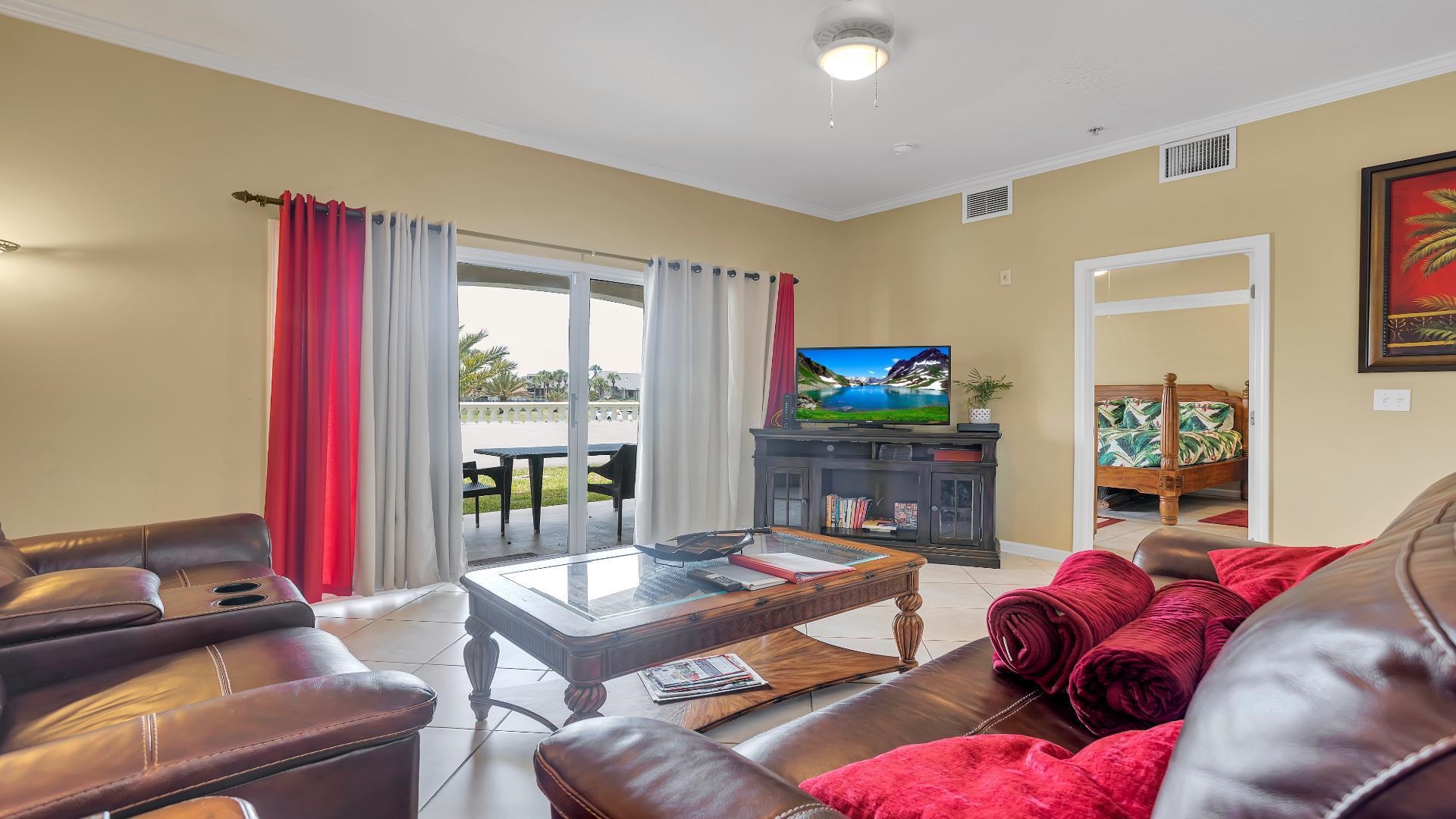 Image 4 of 37 For 264 Gibraltar Court  101