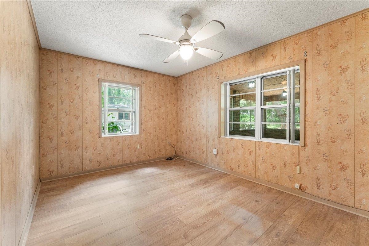 Image 12 of 37 For 4721 Avenue C