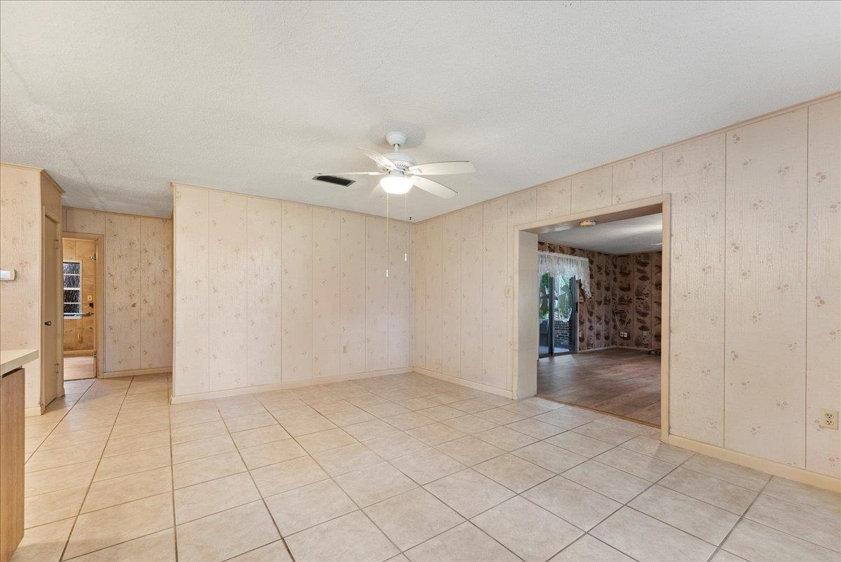 Image 6 of 37 For 4721 Avenue C