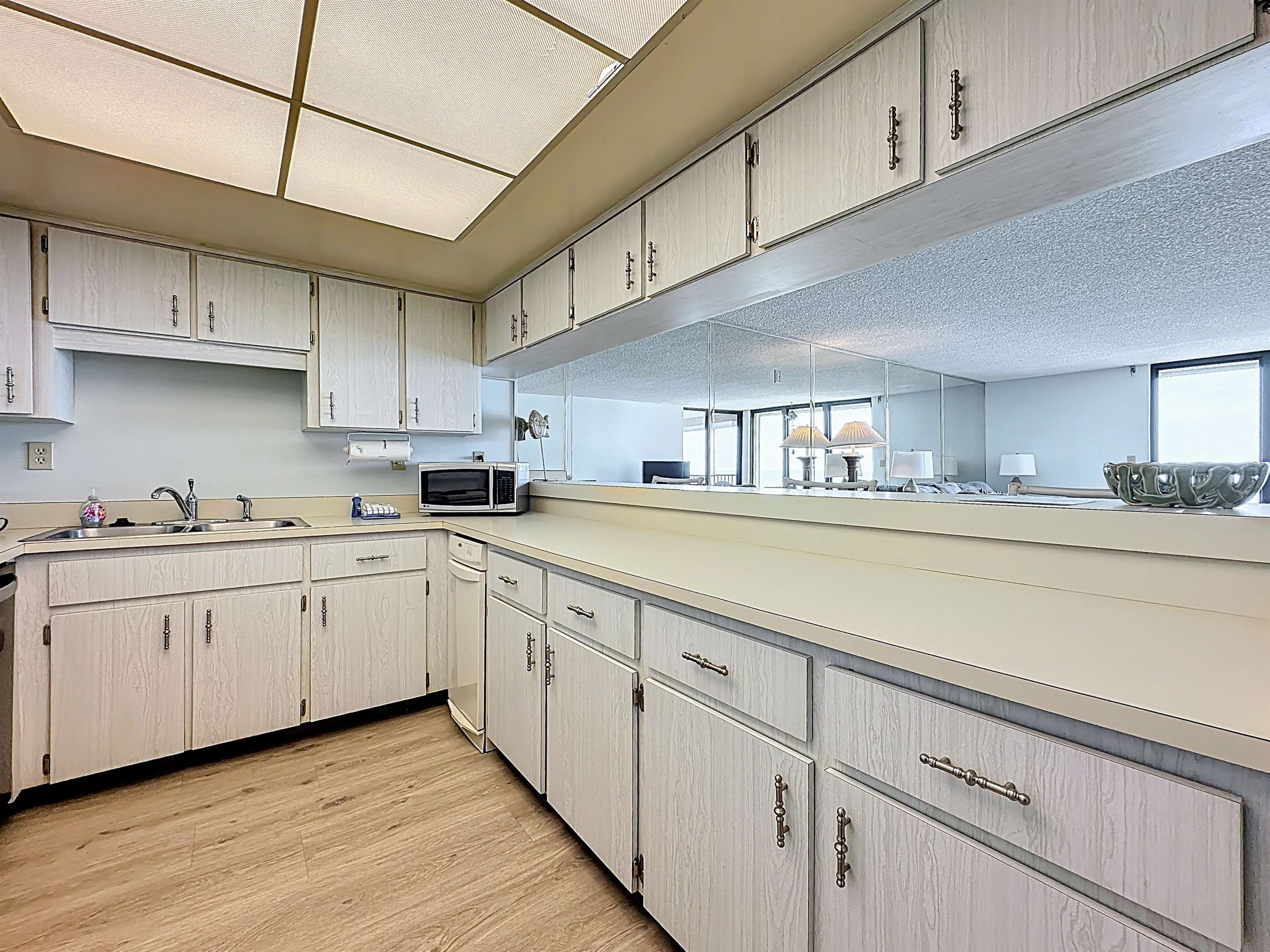 Image 10 of 27 For 7990 A1a S 402  402