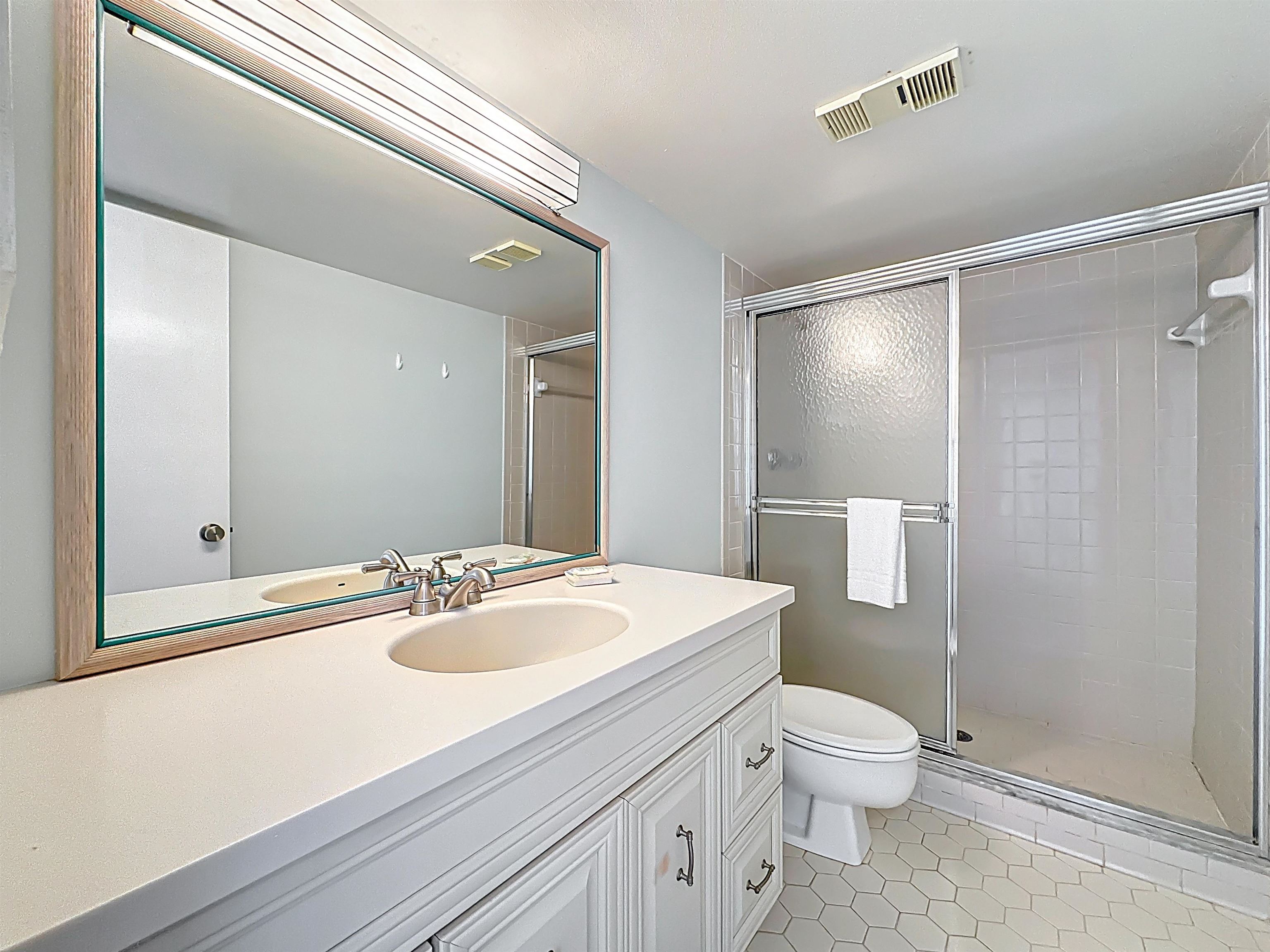 Image 21 of 27 For 7990 A1a S 402  402