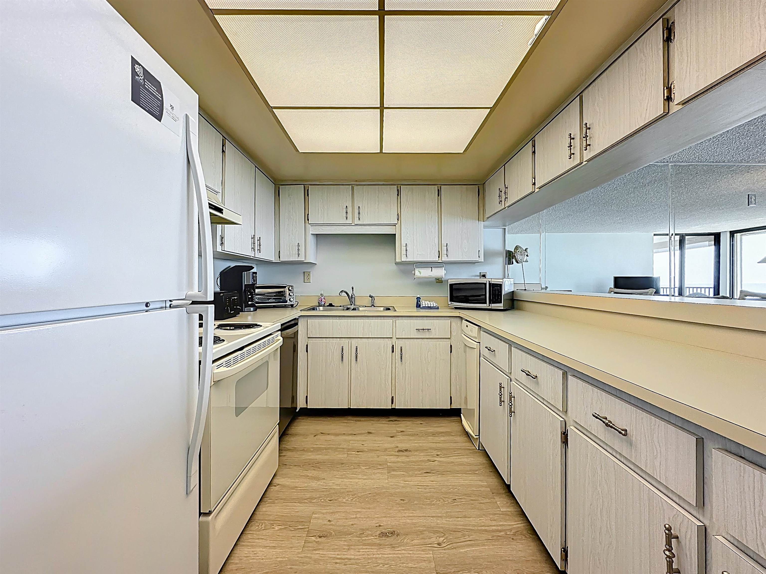 Image 9 of 27 For 7990 A1a S 402  402