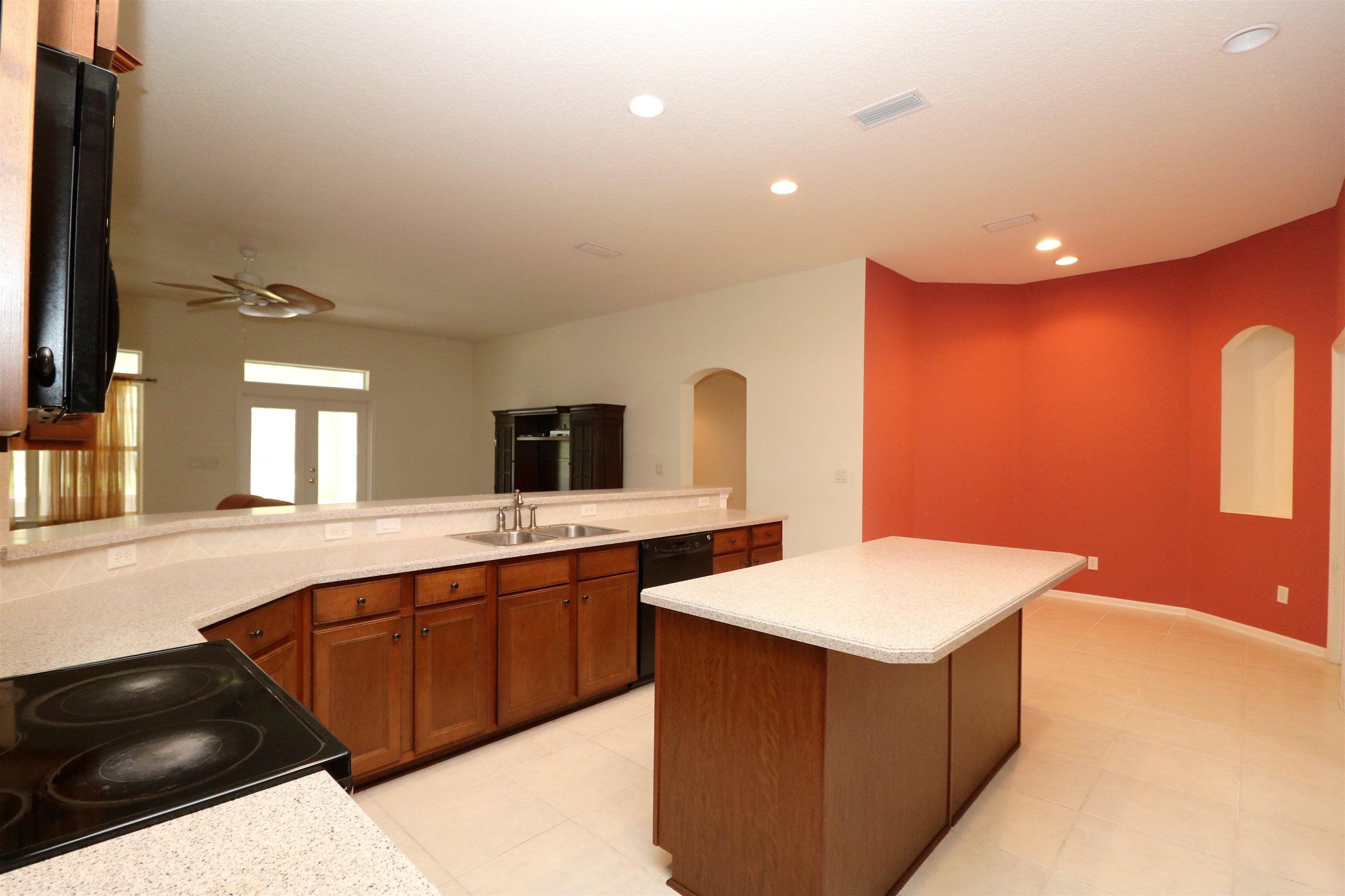 Image 11 of 41 For 5850 Cypress Estates Drive