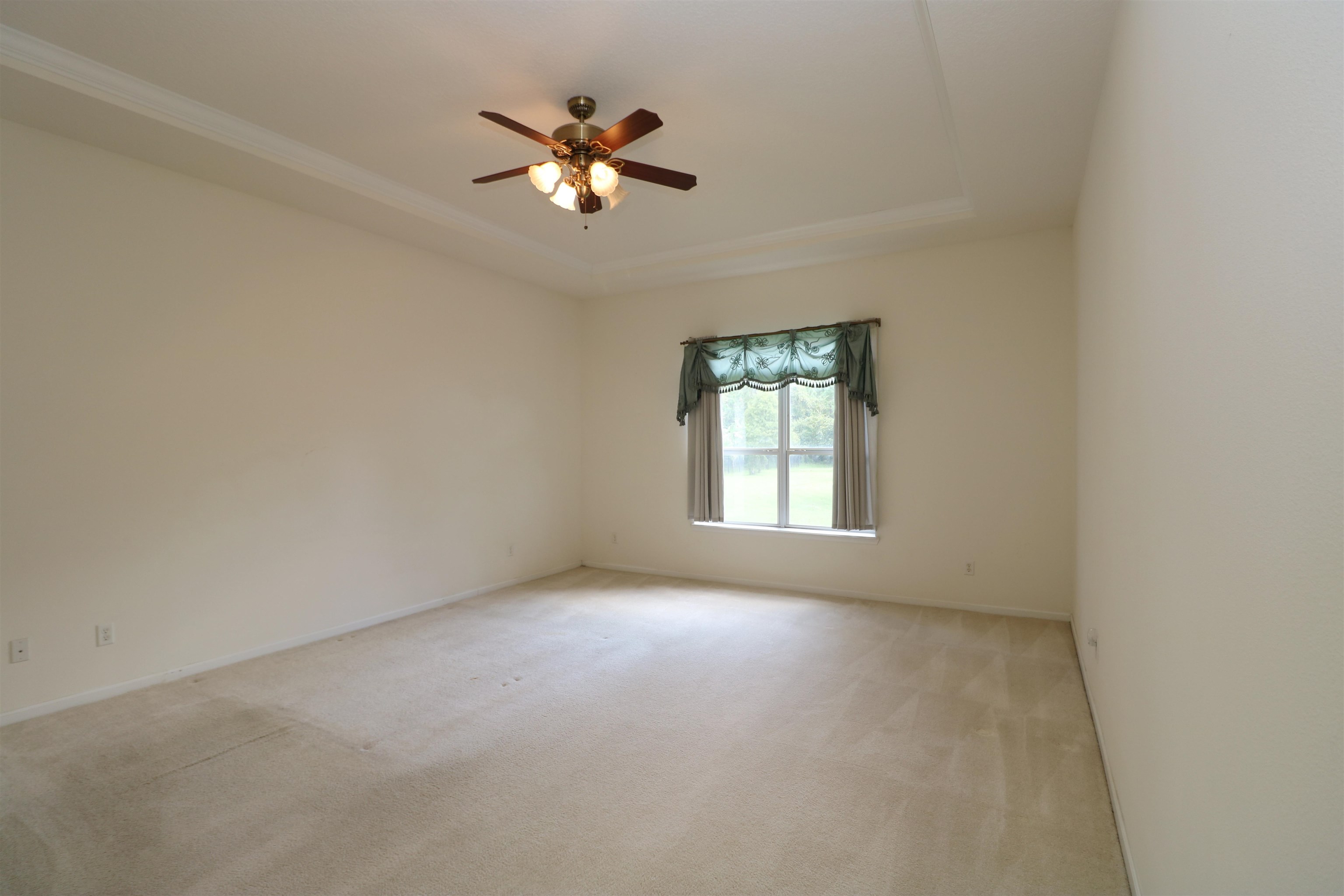 Image 18 of 41 For 5850 Cypress Estates Drive