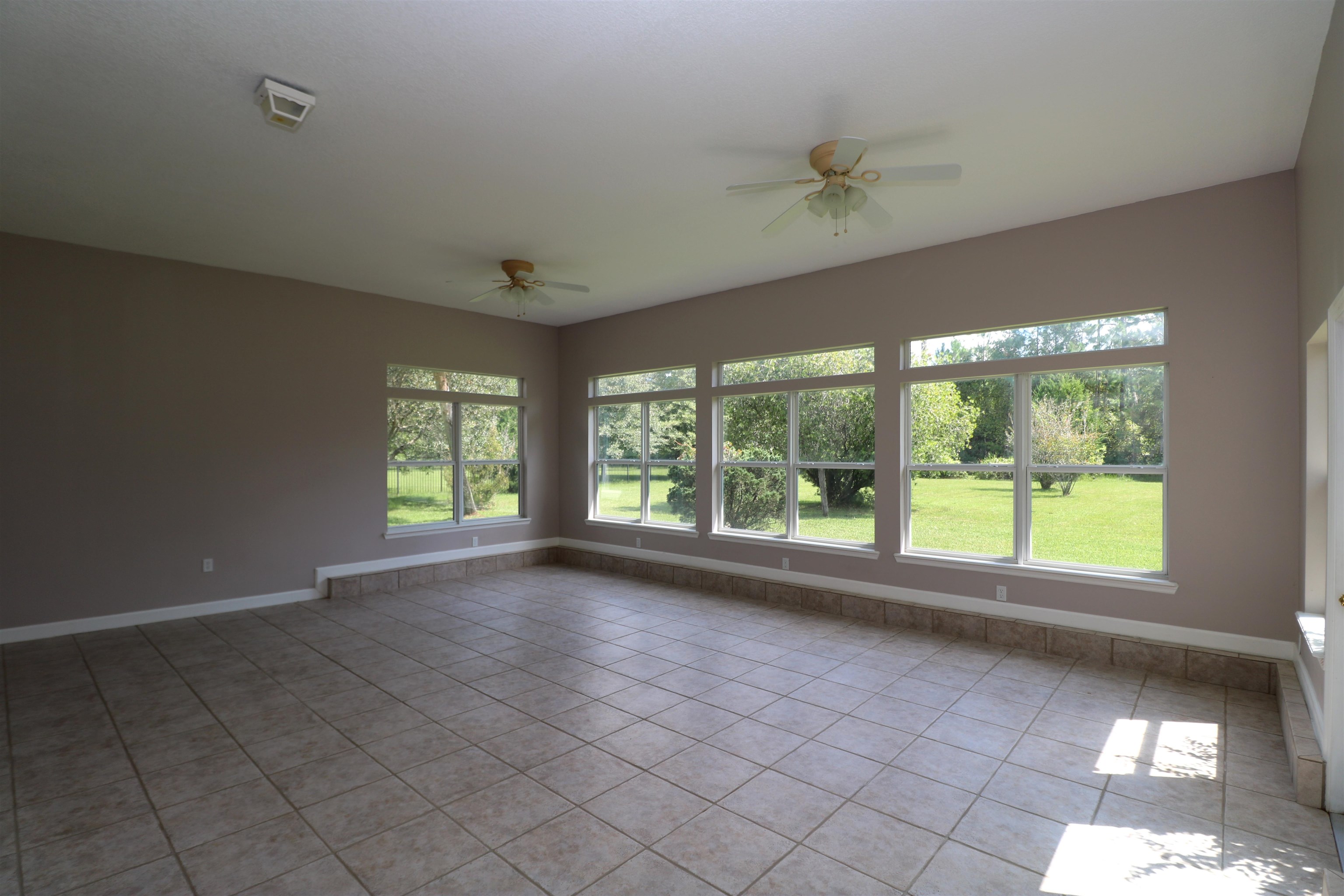 Image 32 of 41 For 5850 Cypress Estates Drive