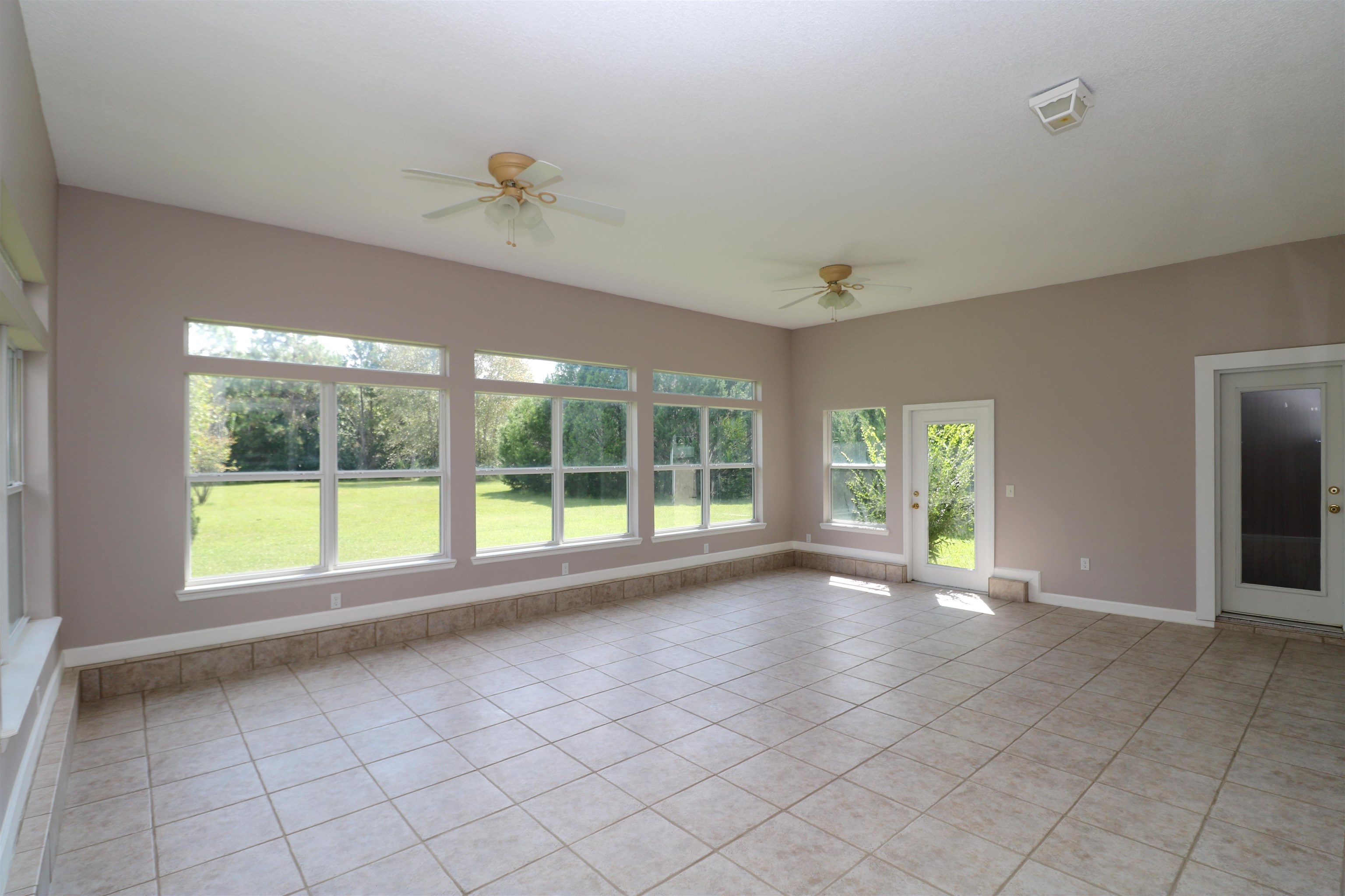 Image 33 of 41 For 5850 Cypress Estates Drive