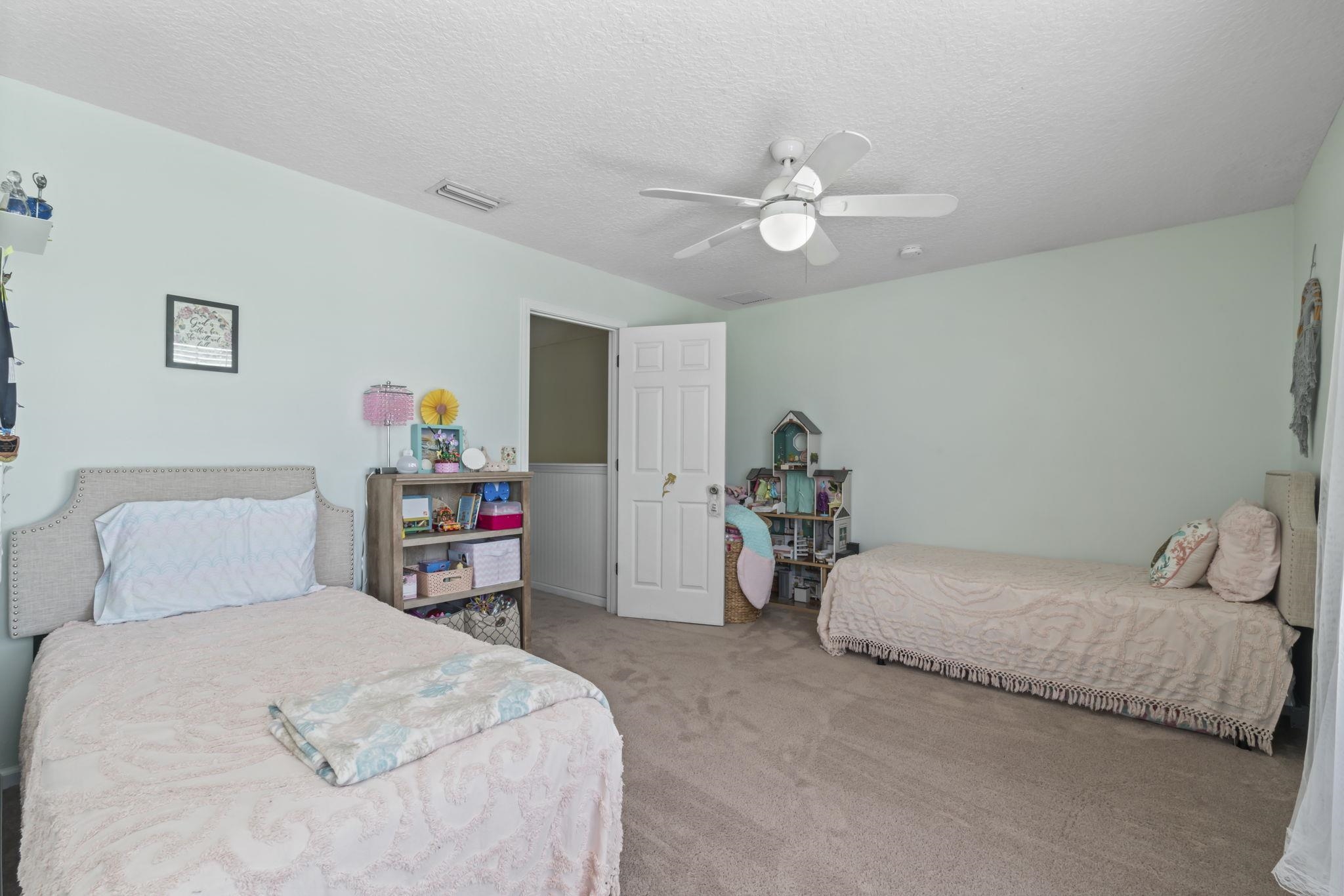Image 34 of 65 For 196 Prince Phillip Dr