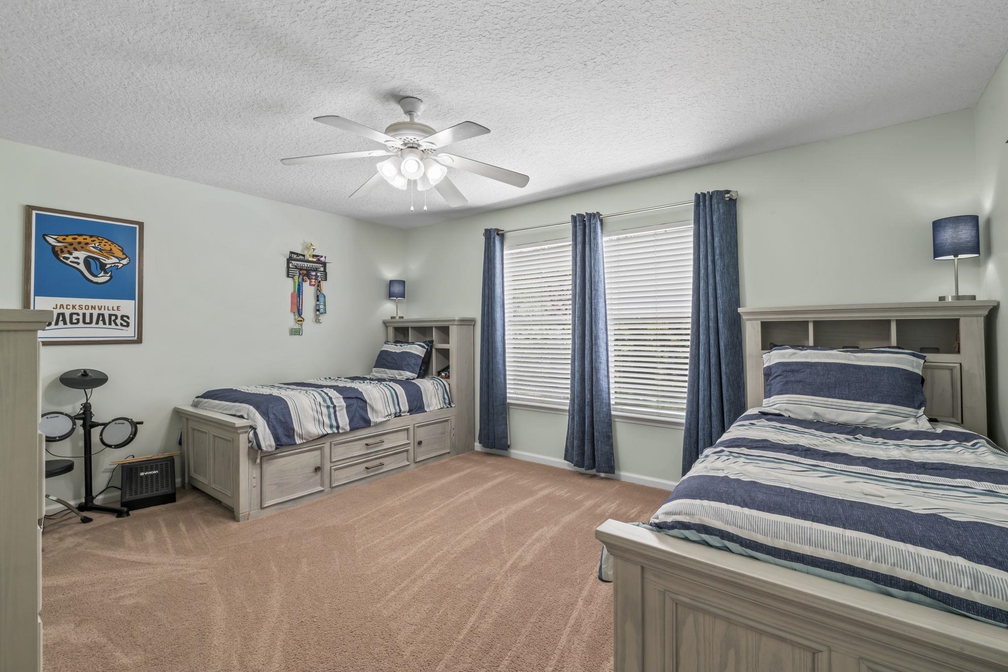 Image 36 of 65 For 196 Prince Phillip Dr