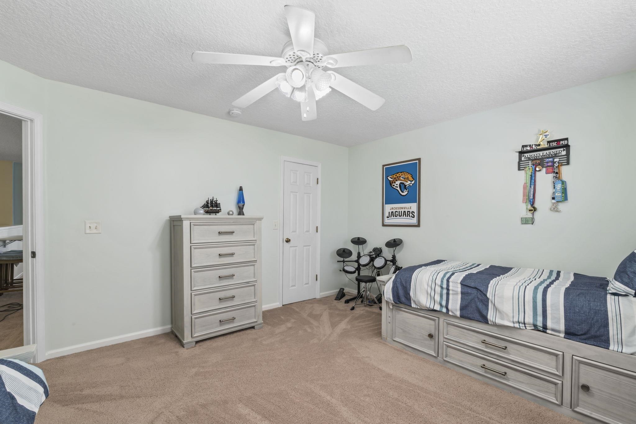 Image 37 of 65 For 196 Prince Phillip Dr