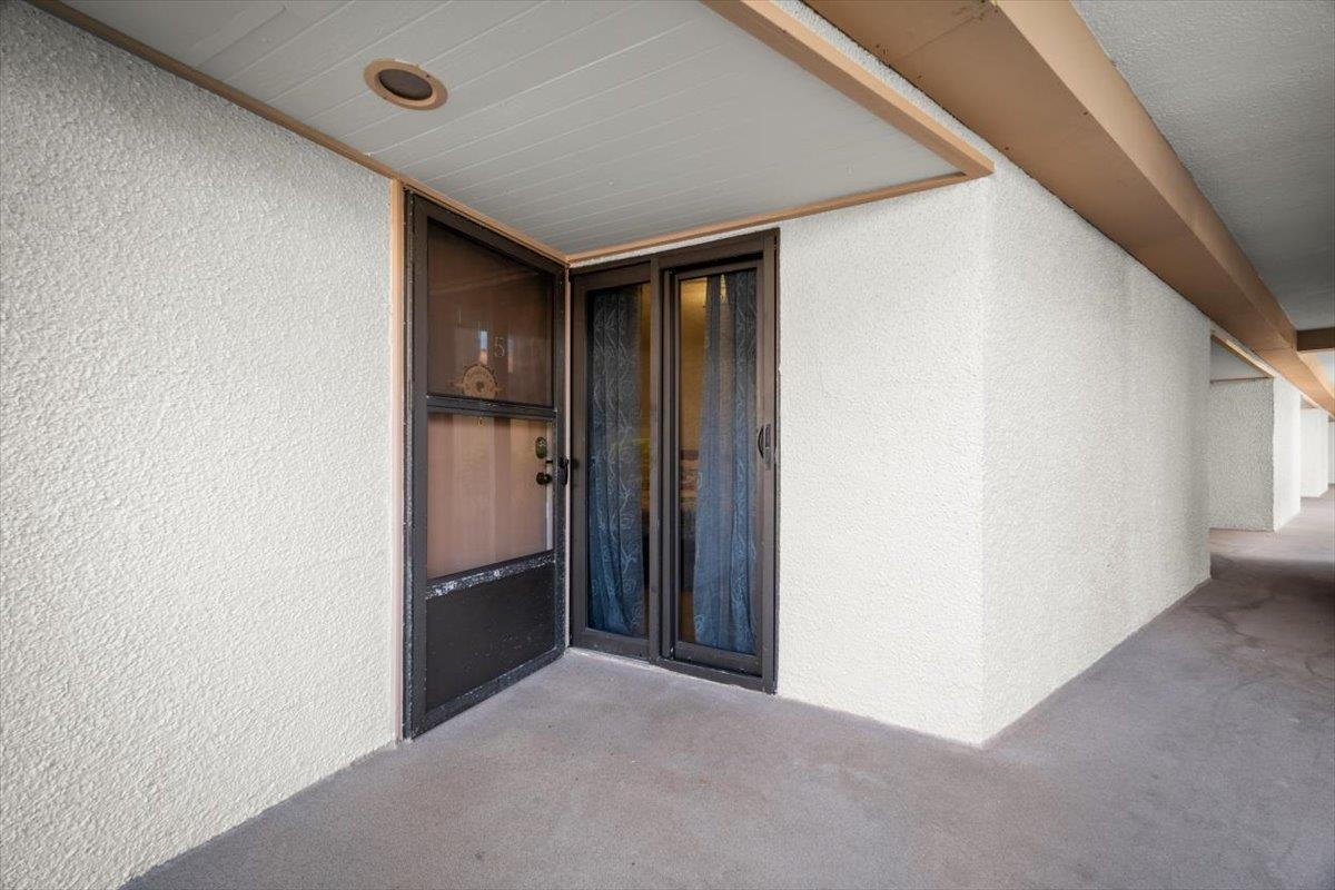 Image 14 of 36 For 2 Dondanville Rd #115  115