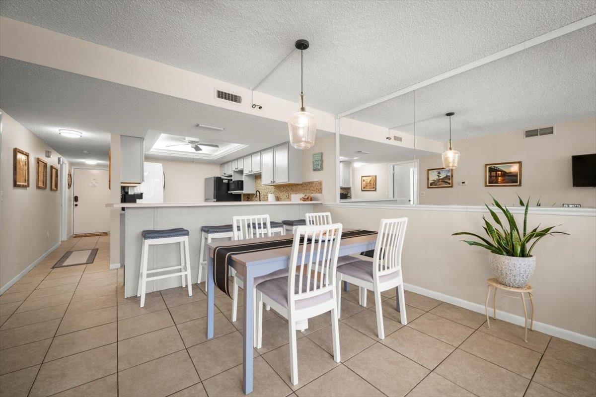 Image 5 of 36 For 2 Dondanville Rd #115  115