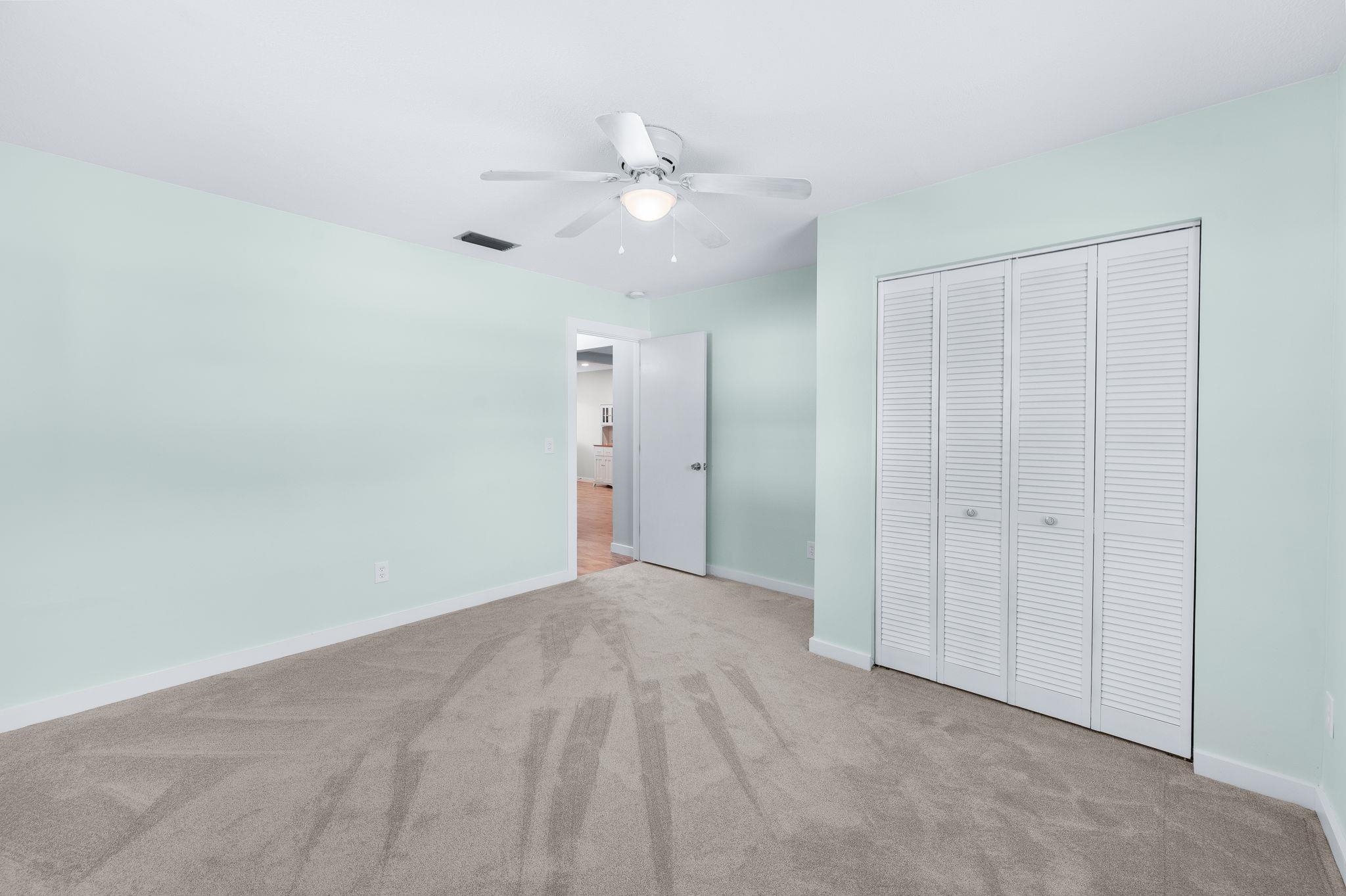 Image 22 of 42 For 123 Bobwhite Road
