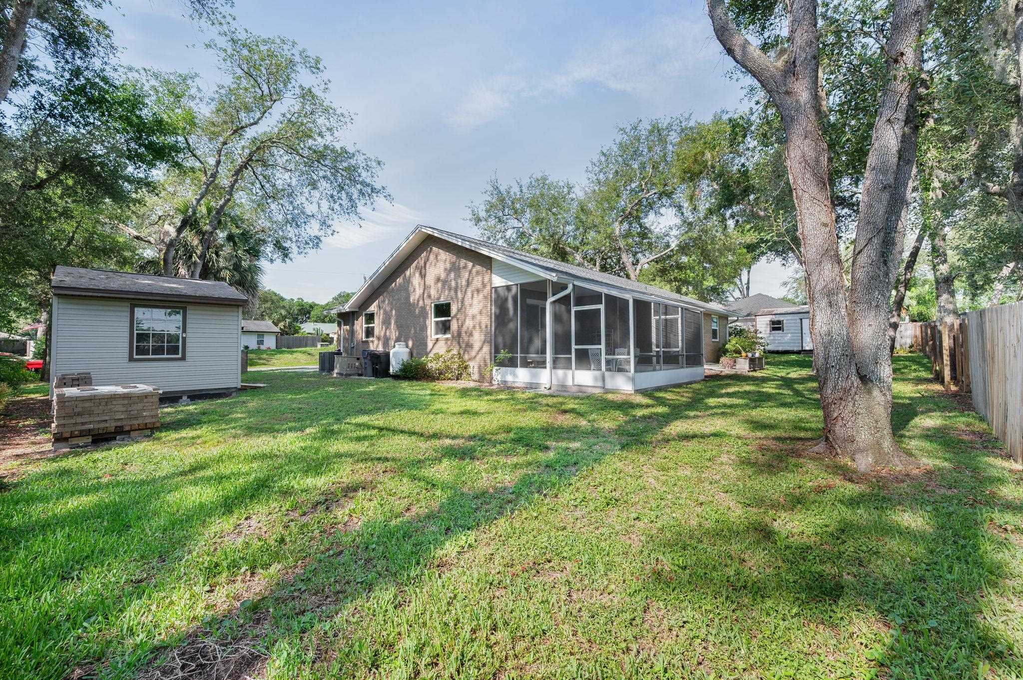 Image 23 of 42 For 123 Bobwhite Road
