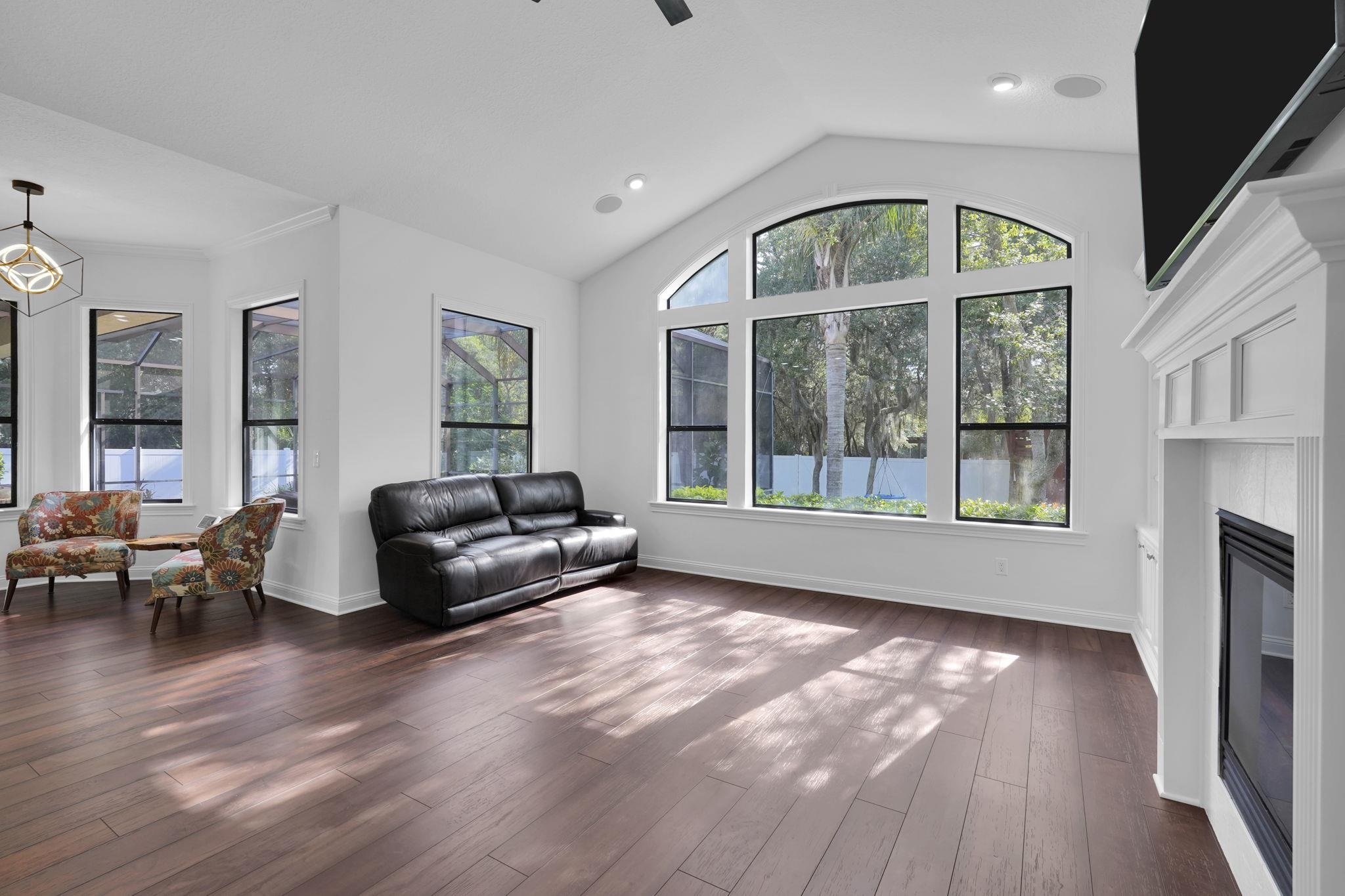 Image 13 of 89 For 545 Sebastian Square