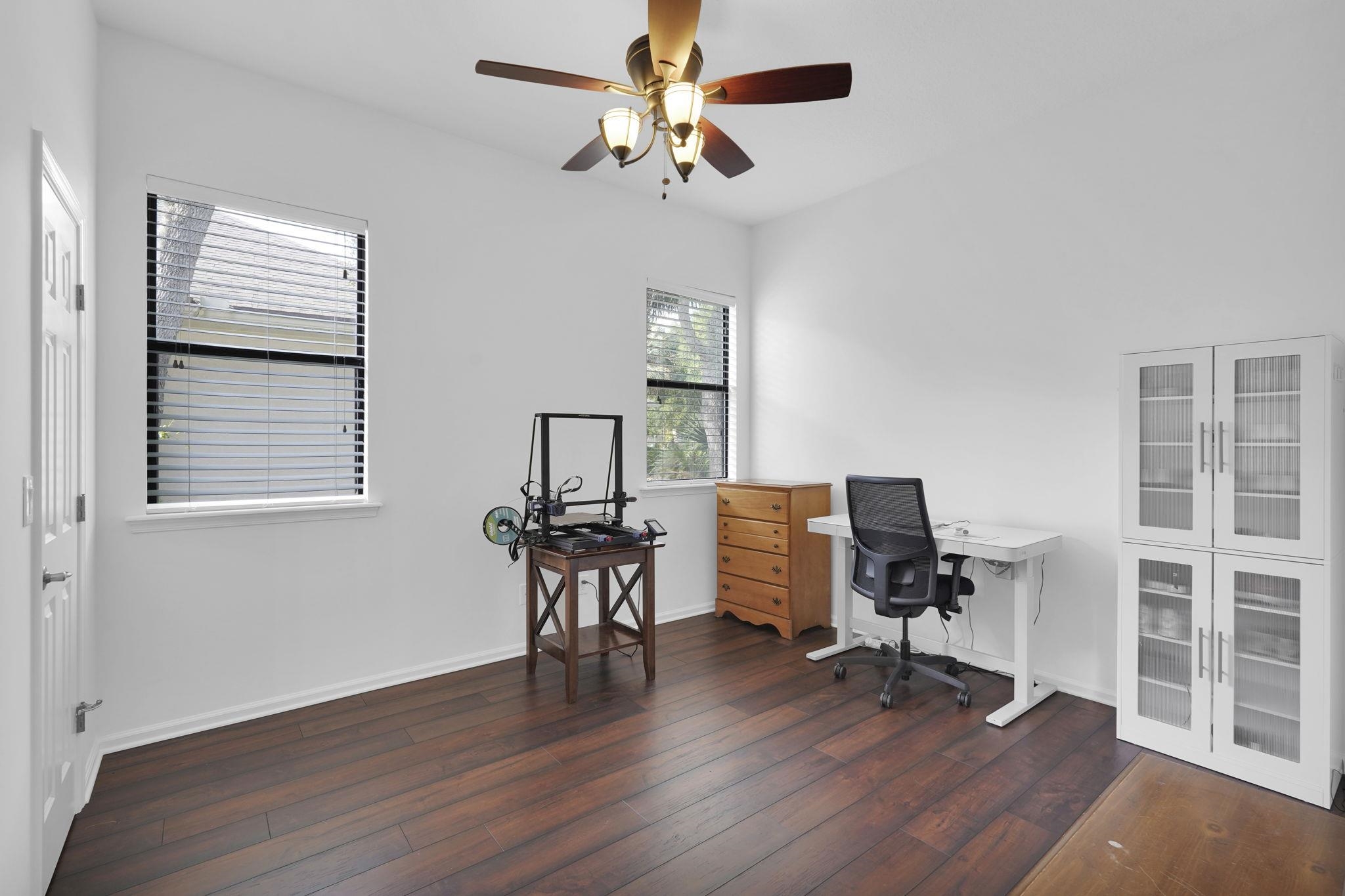 Image 31 of 89 For 545 Sebastian Square
