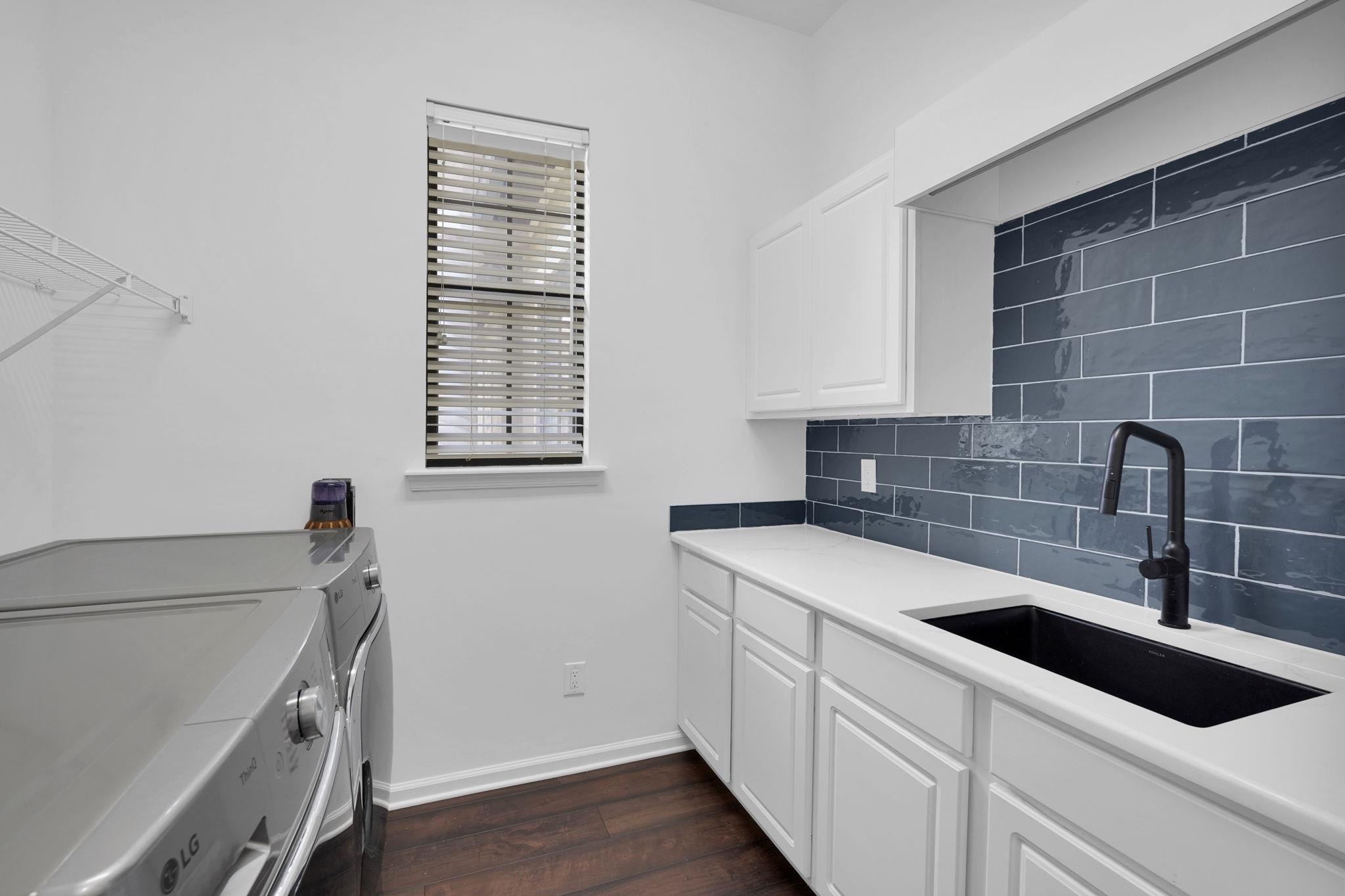 Image 36 of 89 For 545 Sebastian Square