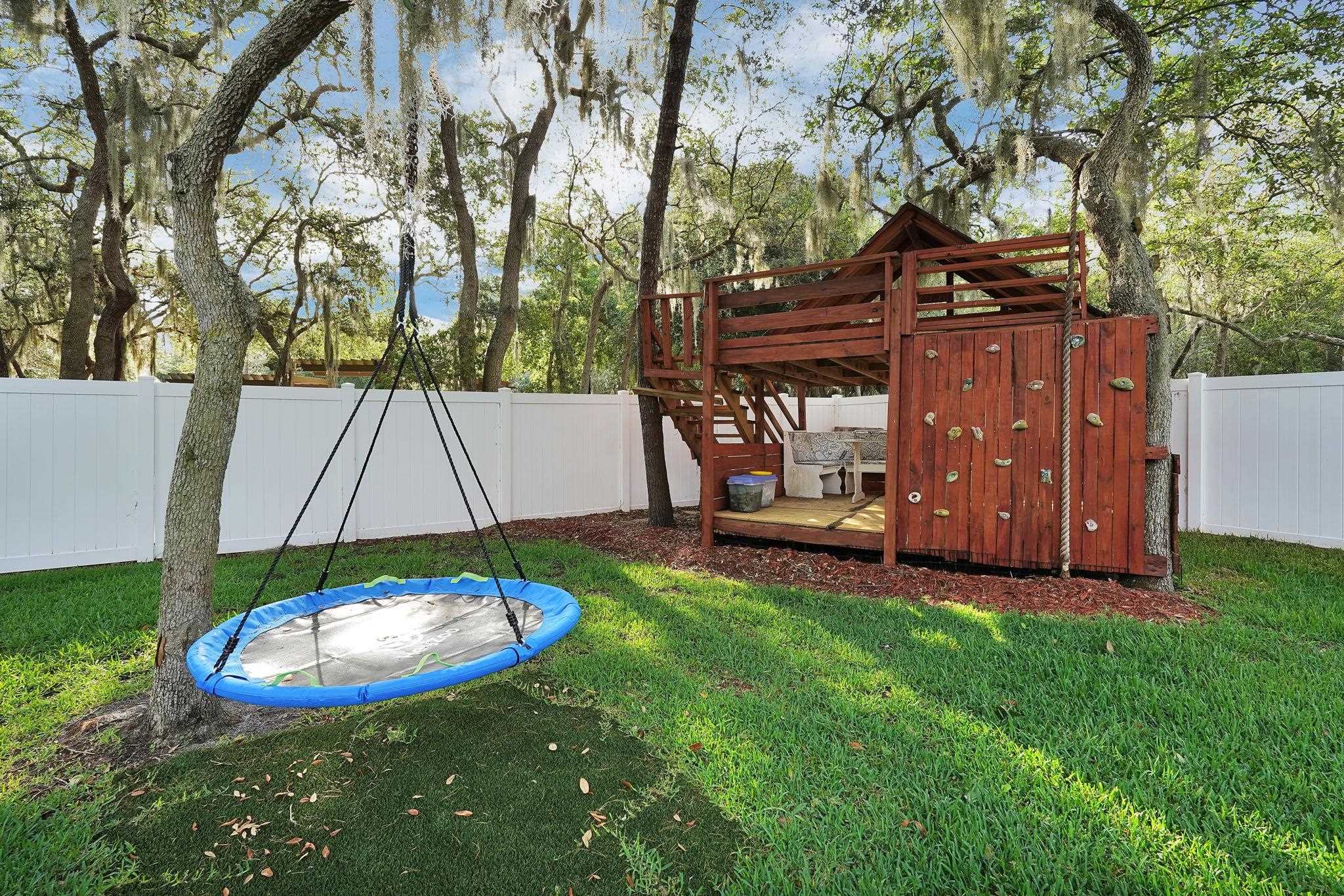 Image 56 of 89 For 545 Sebastian Square