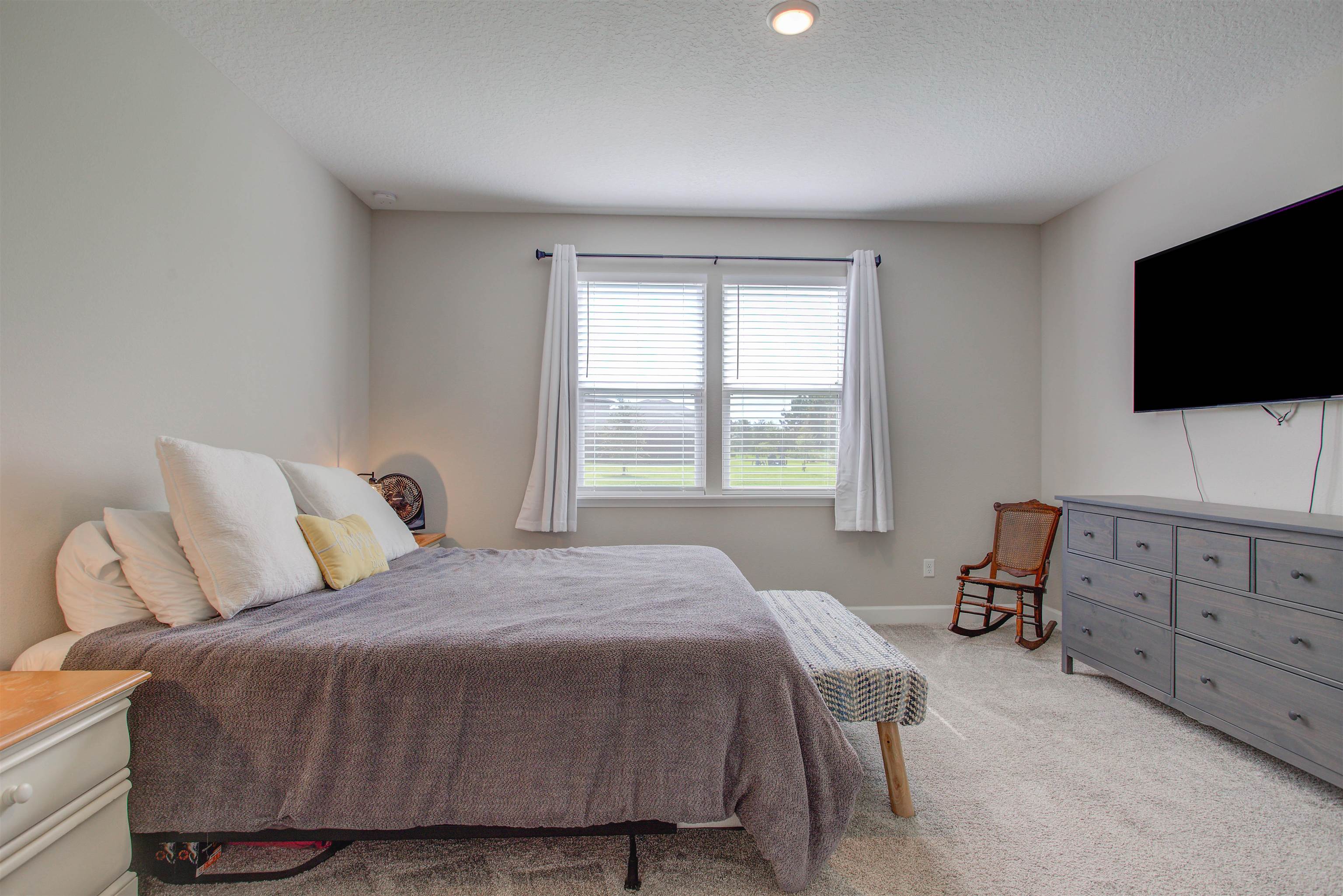 Image 18 of 45 For 24 Pepperpike Way