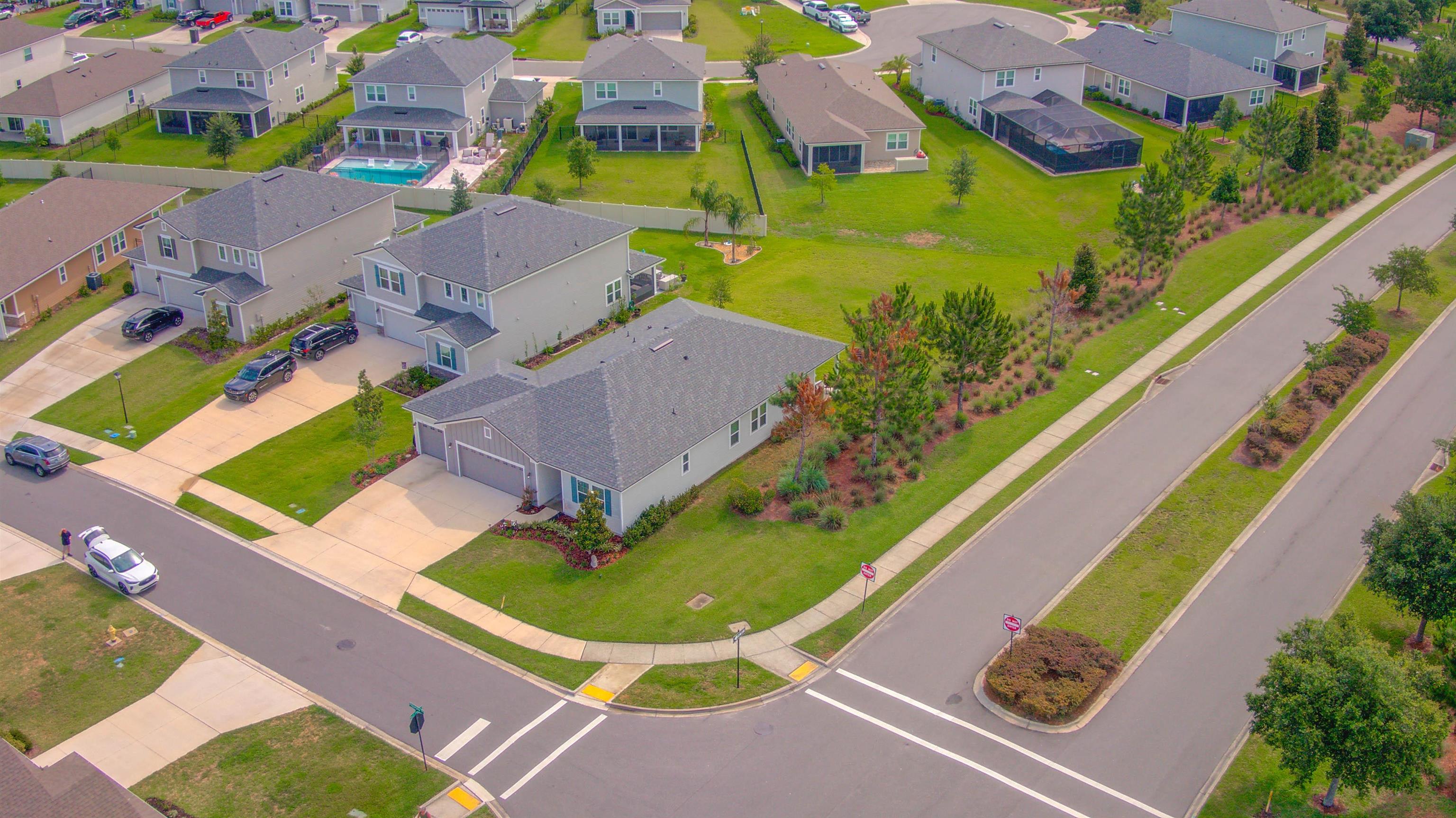 Image 36 of 45 For 24 Pepperpike Way
