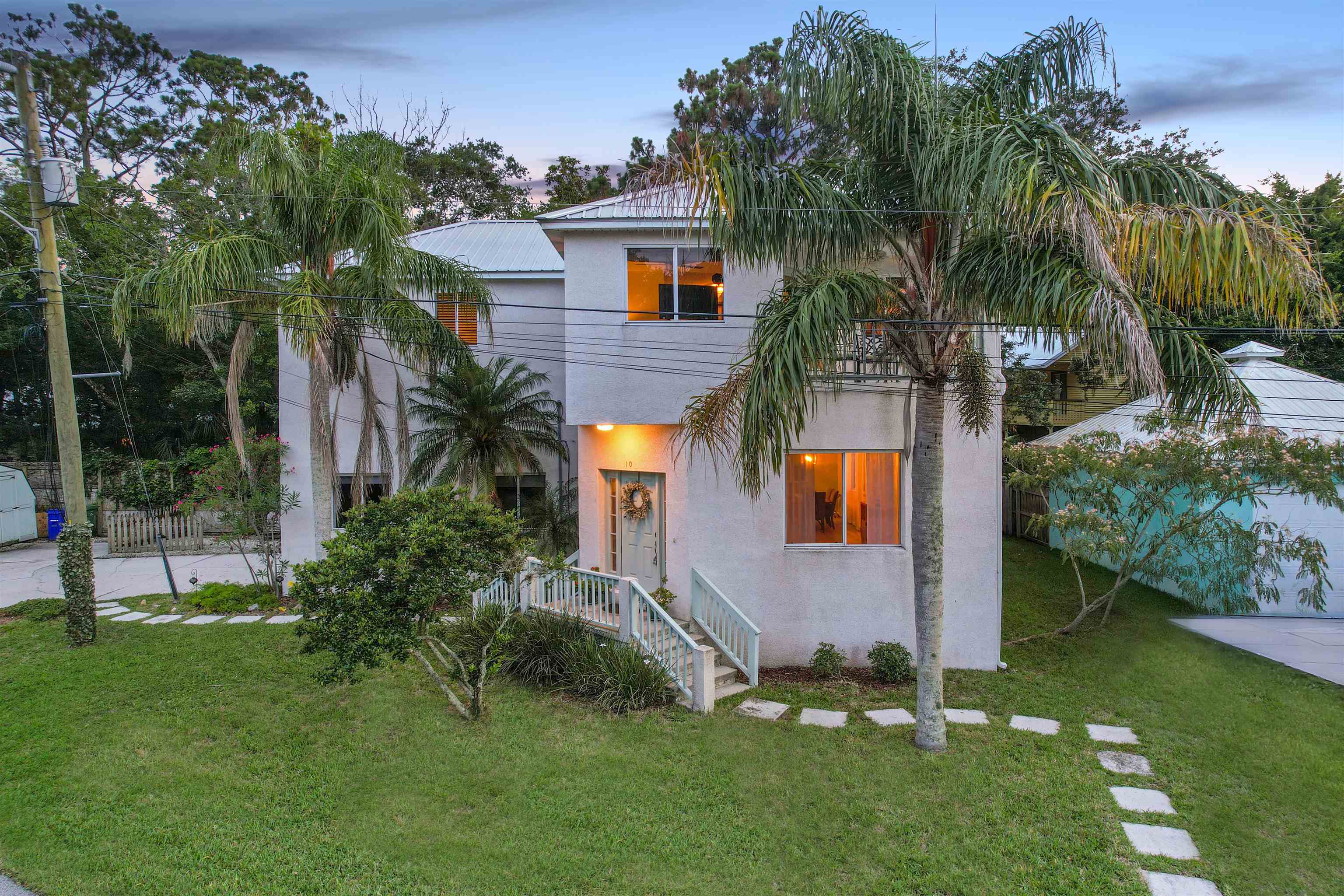 Details for 10 Seminole Dr, St Augustine, FL 32084