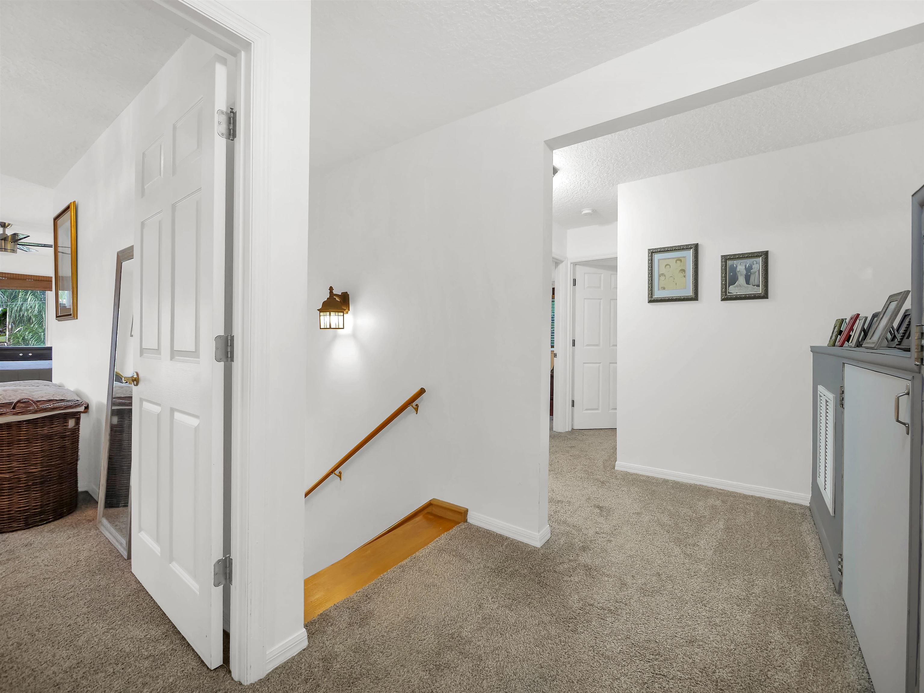 Image 15 of 40 For 10 Seminole Dr