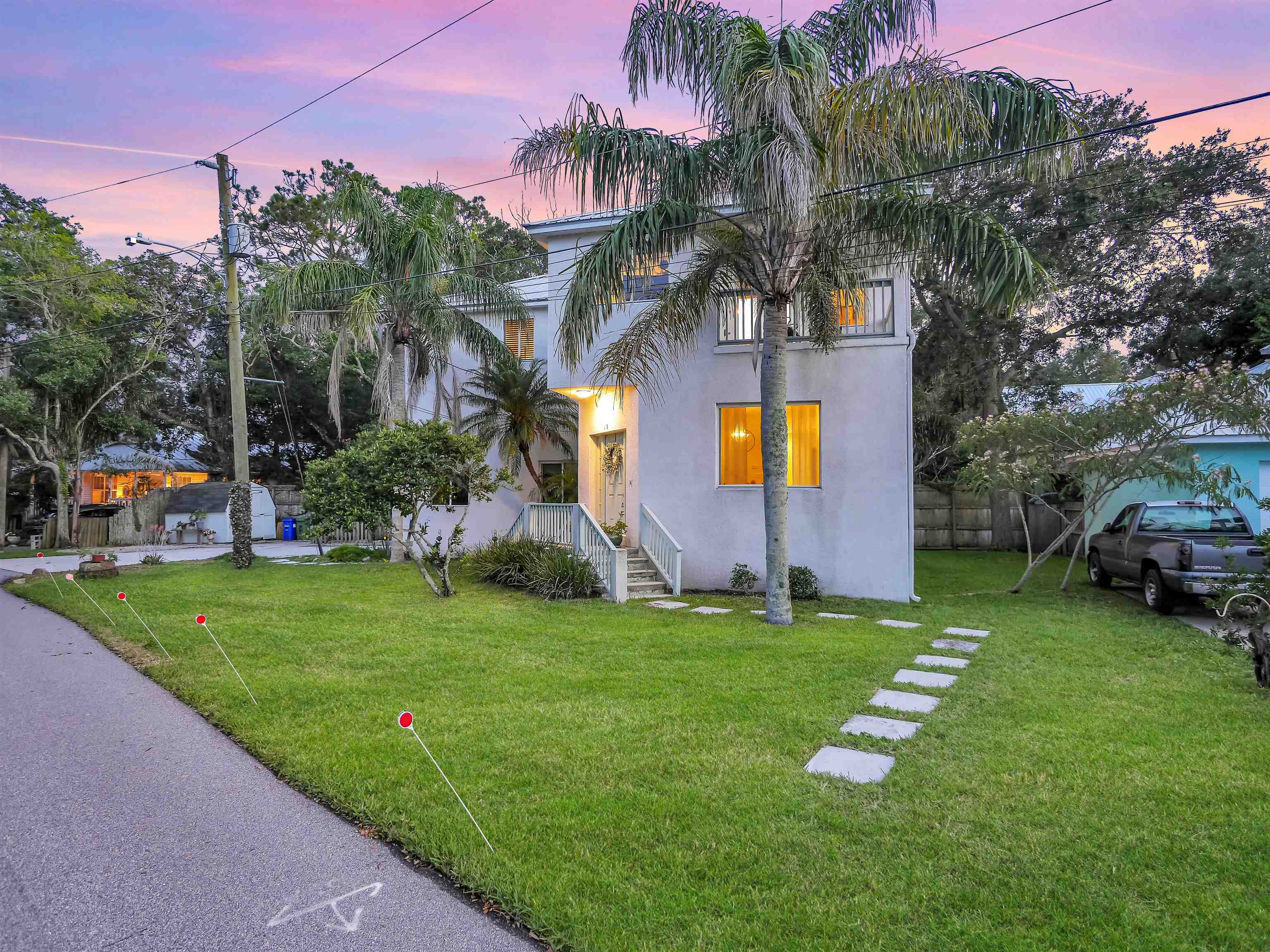 Image 34 of 40 For 10 Seminole Dr