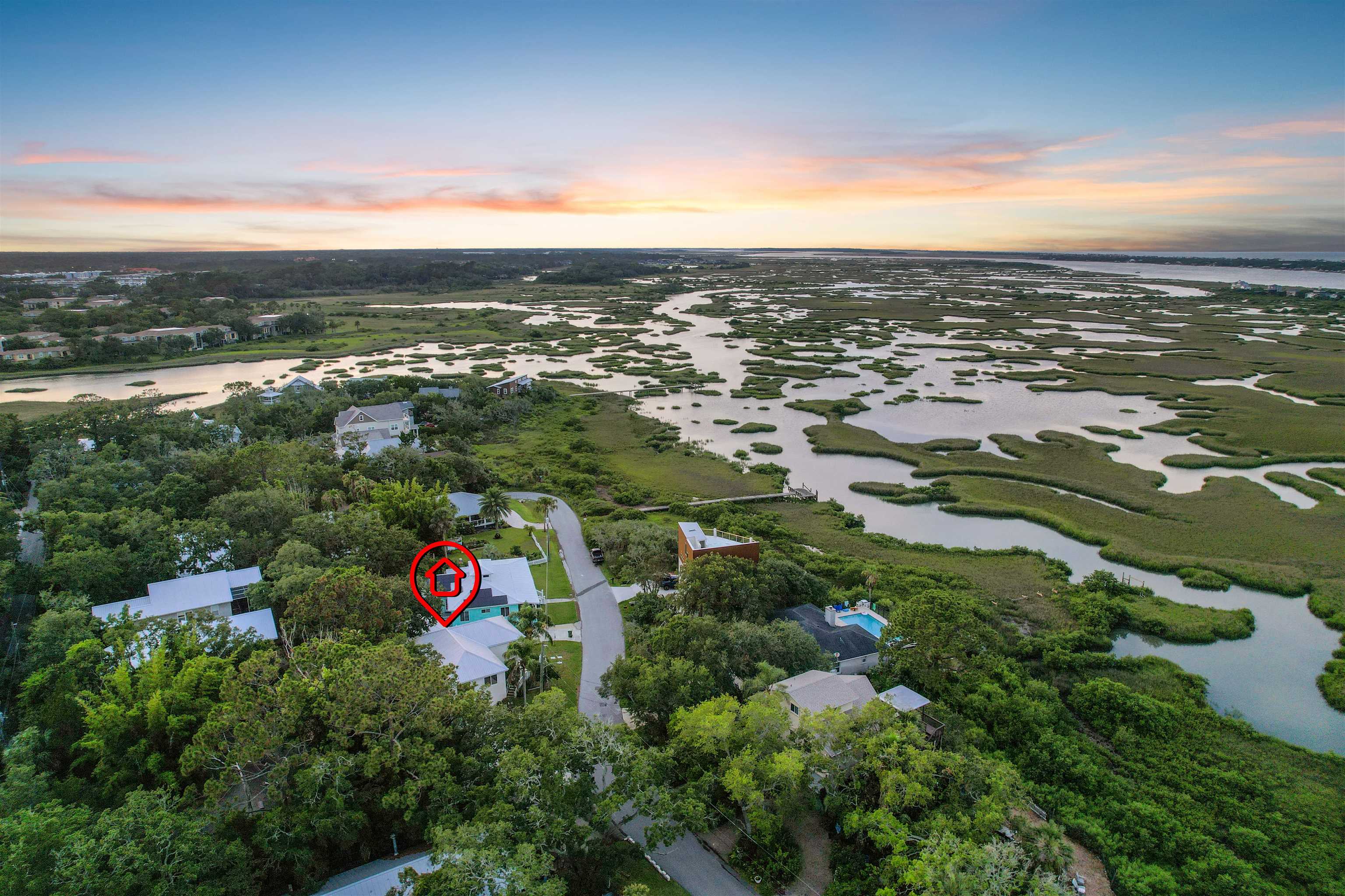 Image 37 of 40 For 10 Seminole Dr